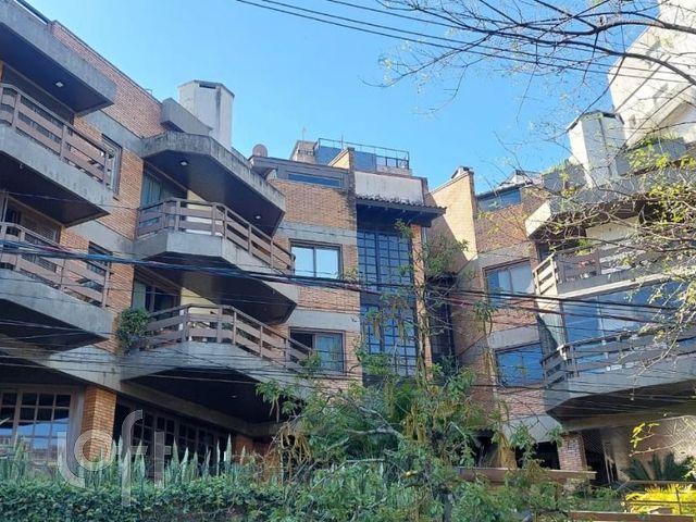 Apartamento com 337m², 3 dormitórios, 2 vagas, Bela Vista em Porto Alegre