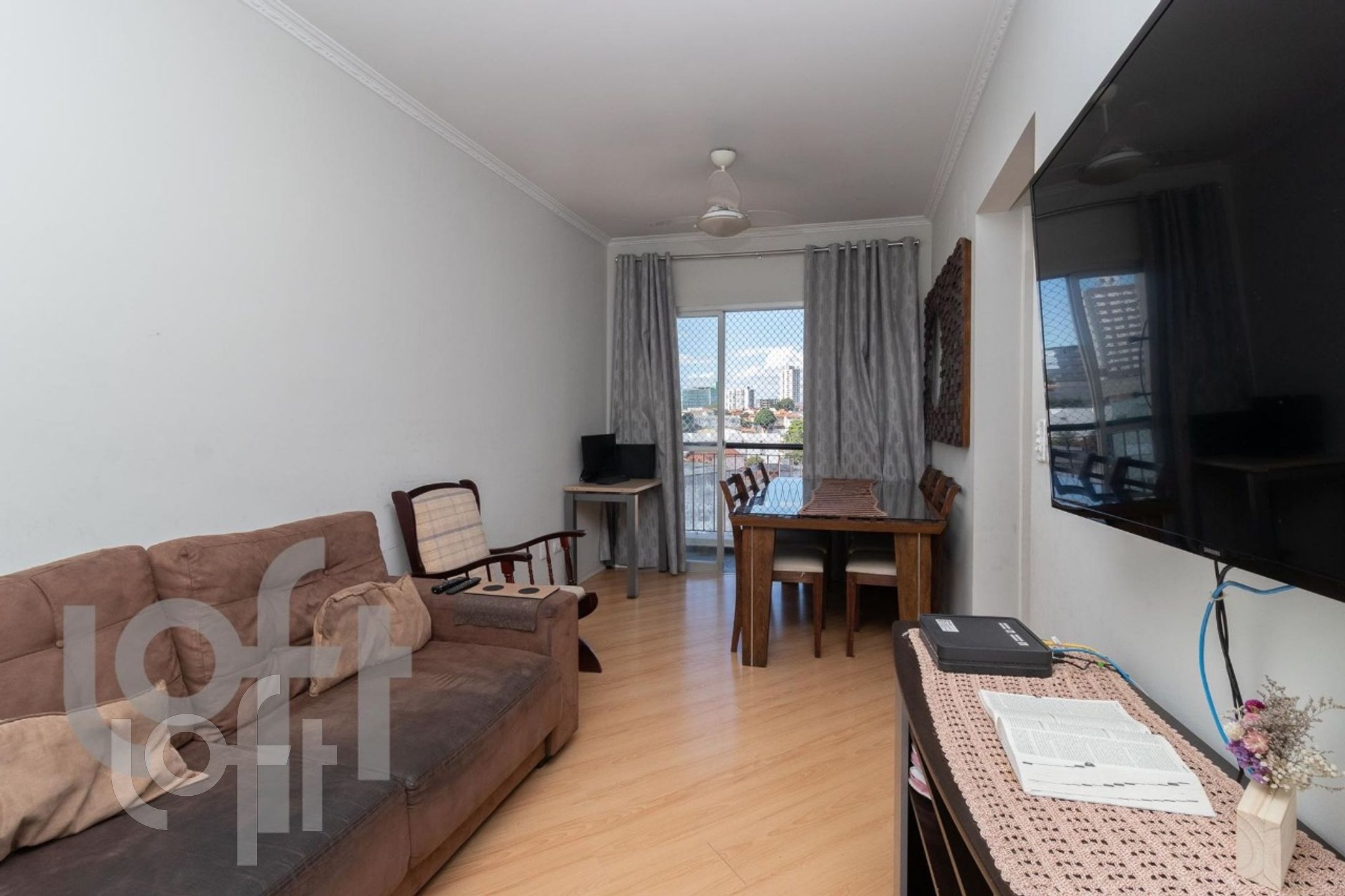 Apartamento à venda com 2 quartos, 65m² - Foto 1