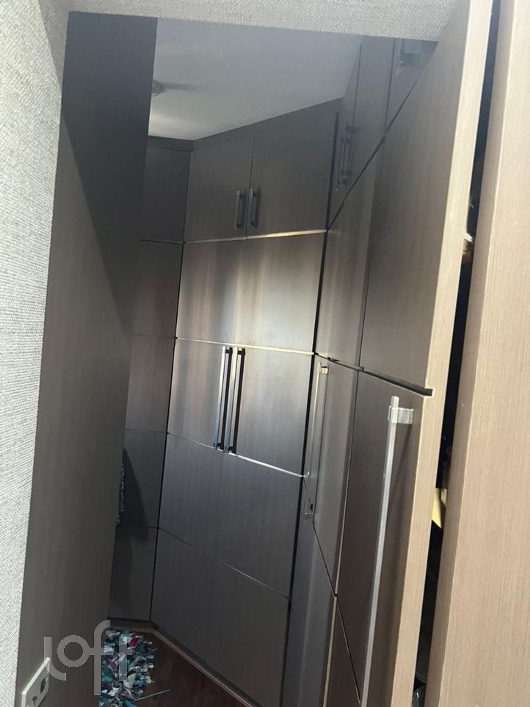 Apartamento à venda com 3 quartos, 190m² - Foto 4