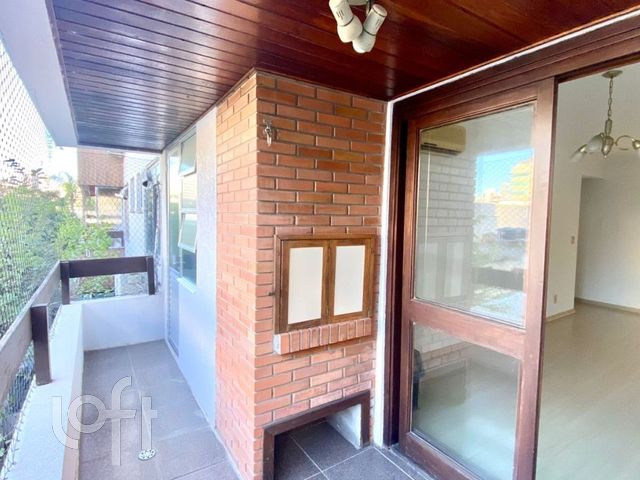 Apartamento com 113m², 2 dormitórios, 1 suíte, 2 vagas, Bela Vista em Porto Alegre