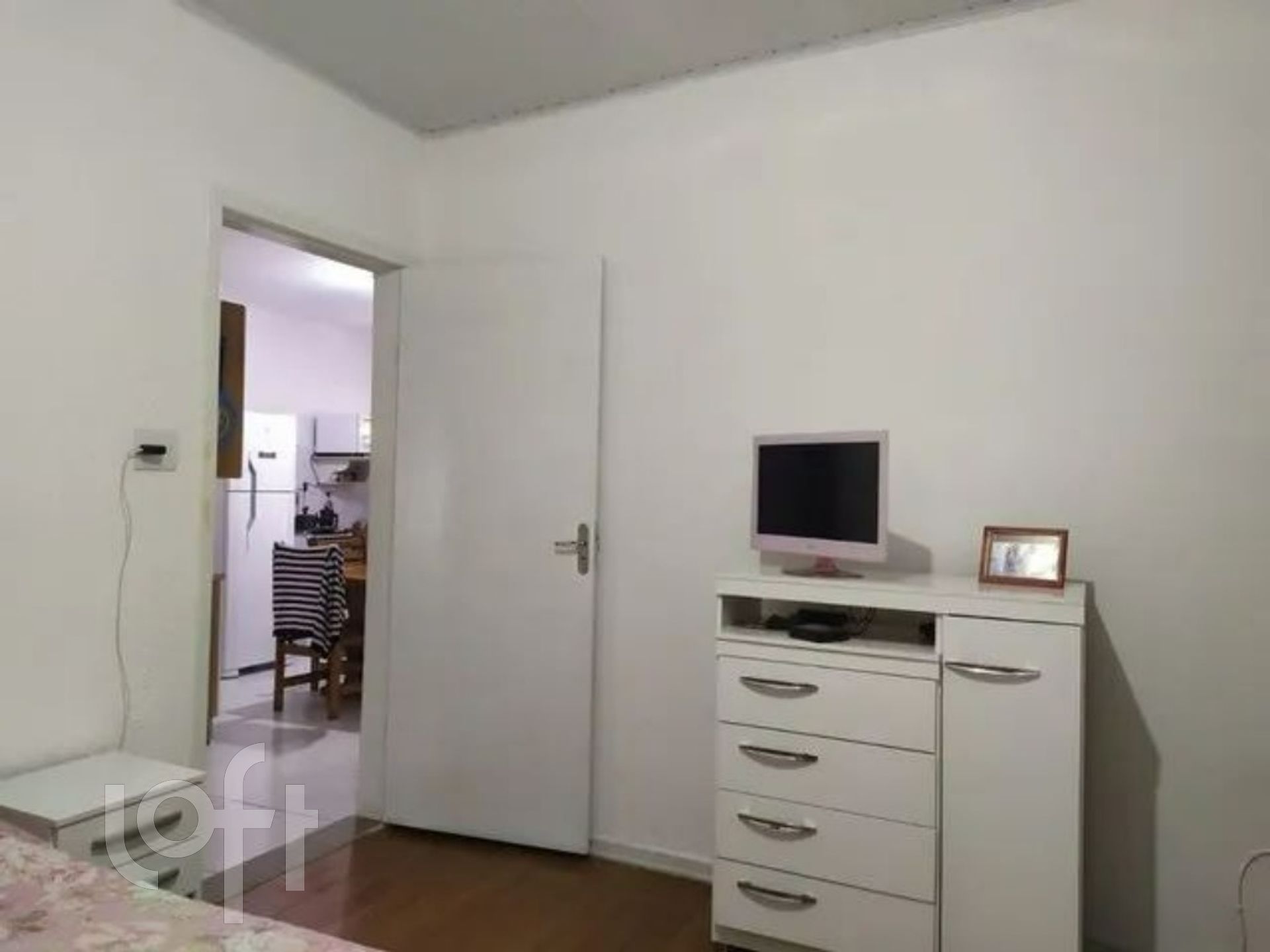 Casa à venda com 3 quartos, 300m² - Foto 7