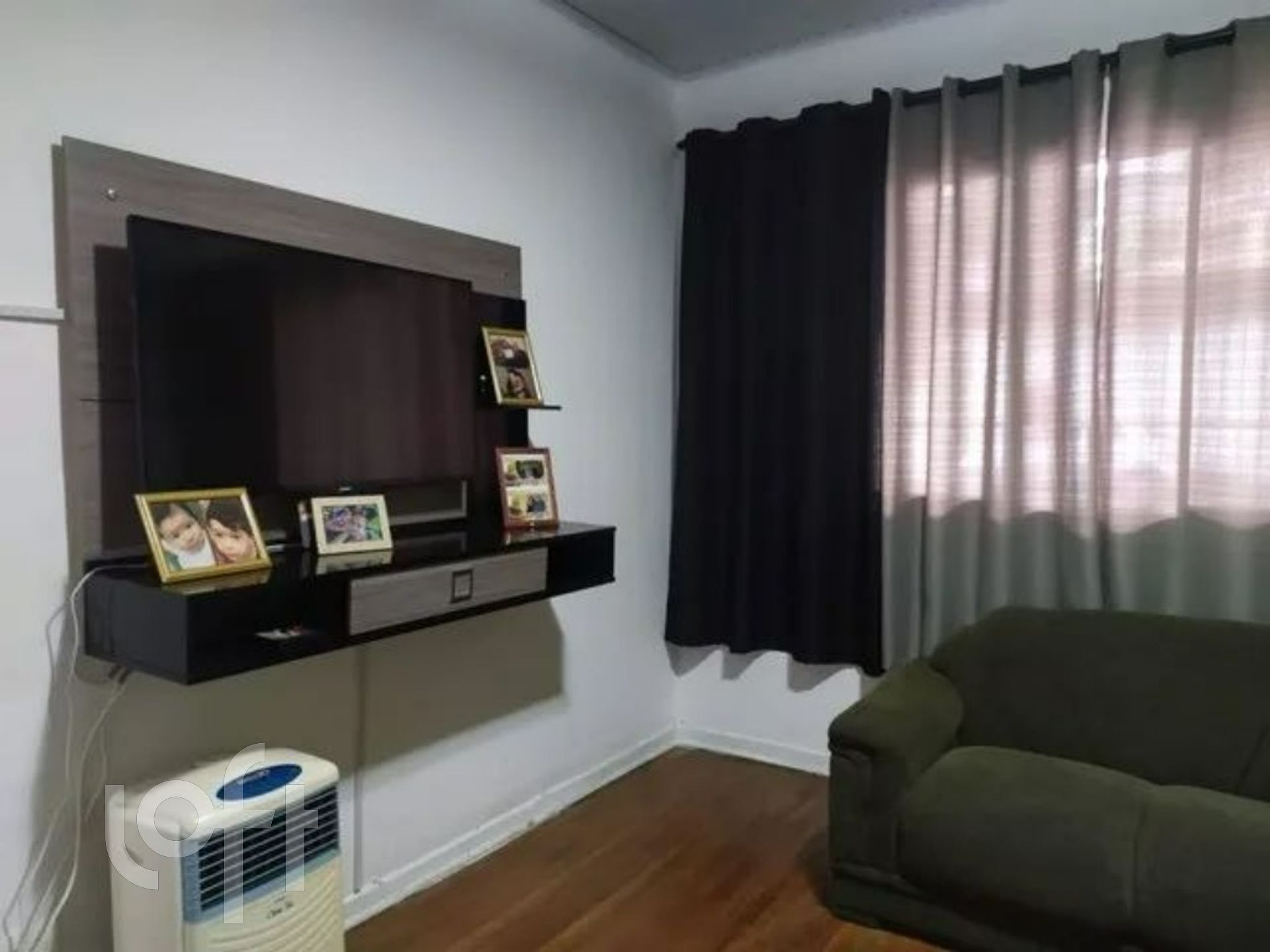 Casa à venda com 3 quartos, 300m² - Foto 1