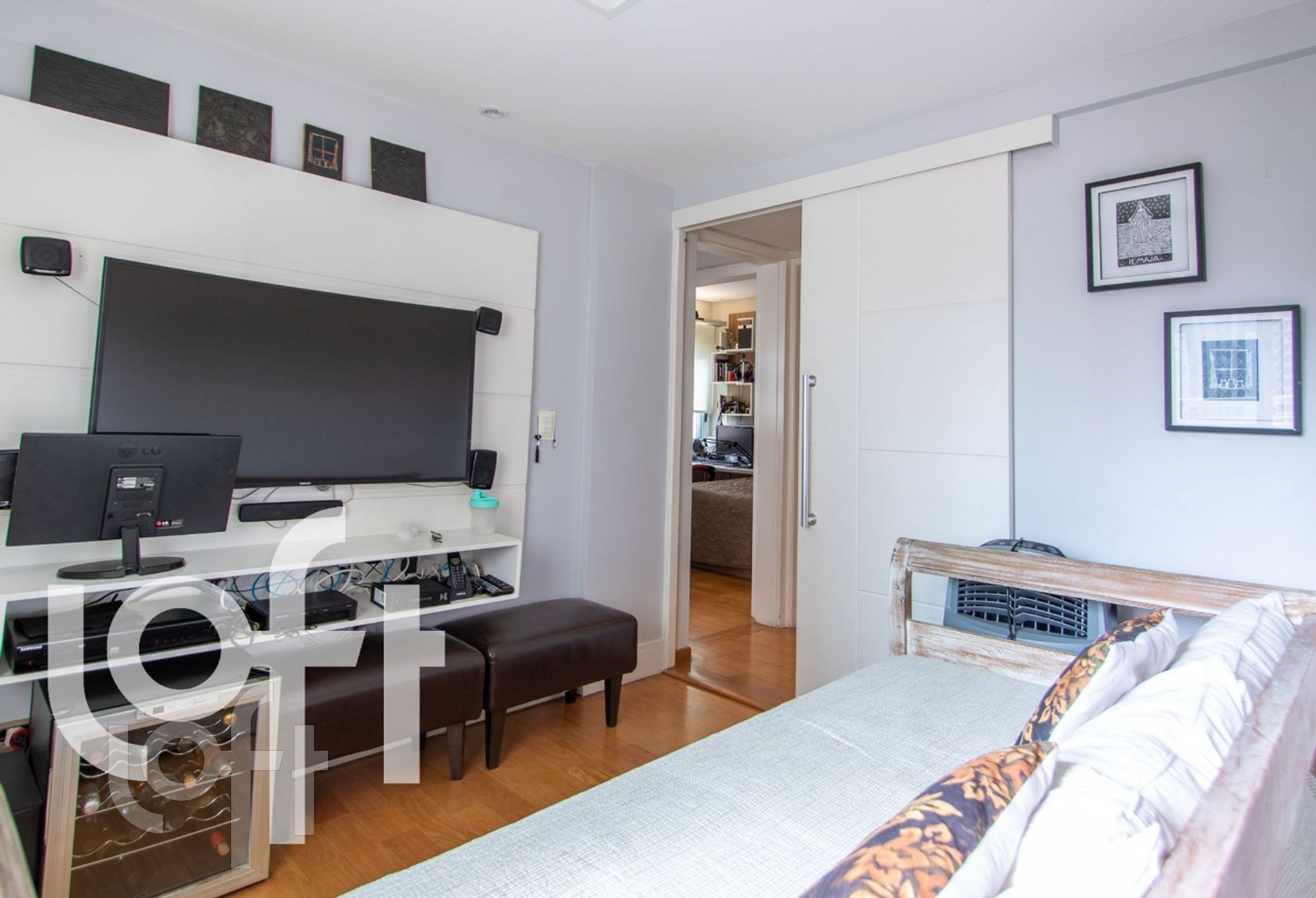 Apartamento à venda com 4 quartos, 131m² - Foto 3