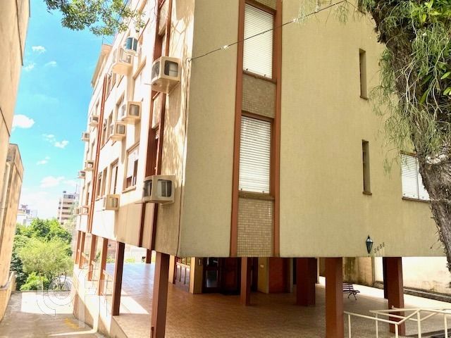 Apartamento com 107m², 3 dormitórios, 1 suíte, 2 vagas, Higienópolis em Porto Alegre