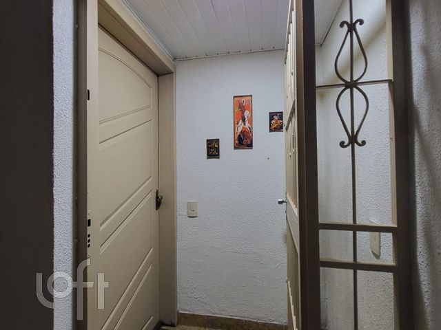 Apartamento com 72m², 2 dormitórios, 1 suíte, 1 vaga, Santa Cecília em Porto Alegre