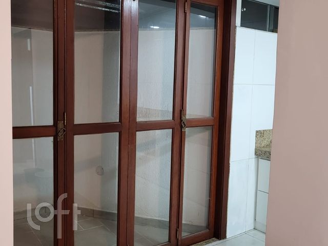 Apartamento com 72m², 2 dormitórios, 1 suíte, 1 vaga, Santa Cecília em Porto Alegre
