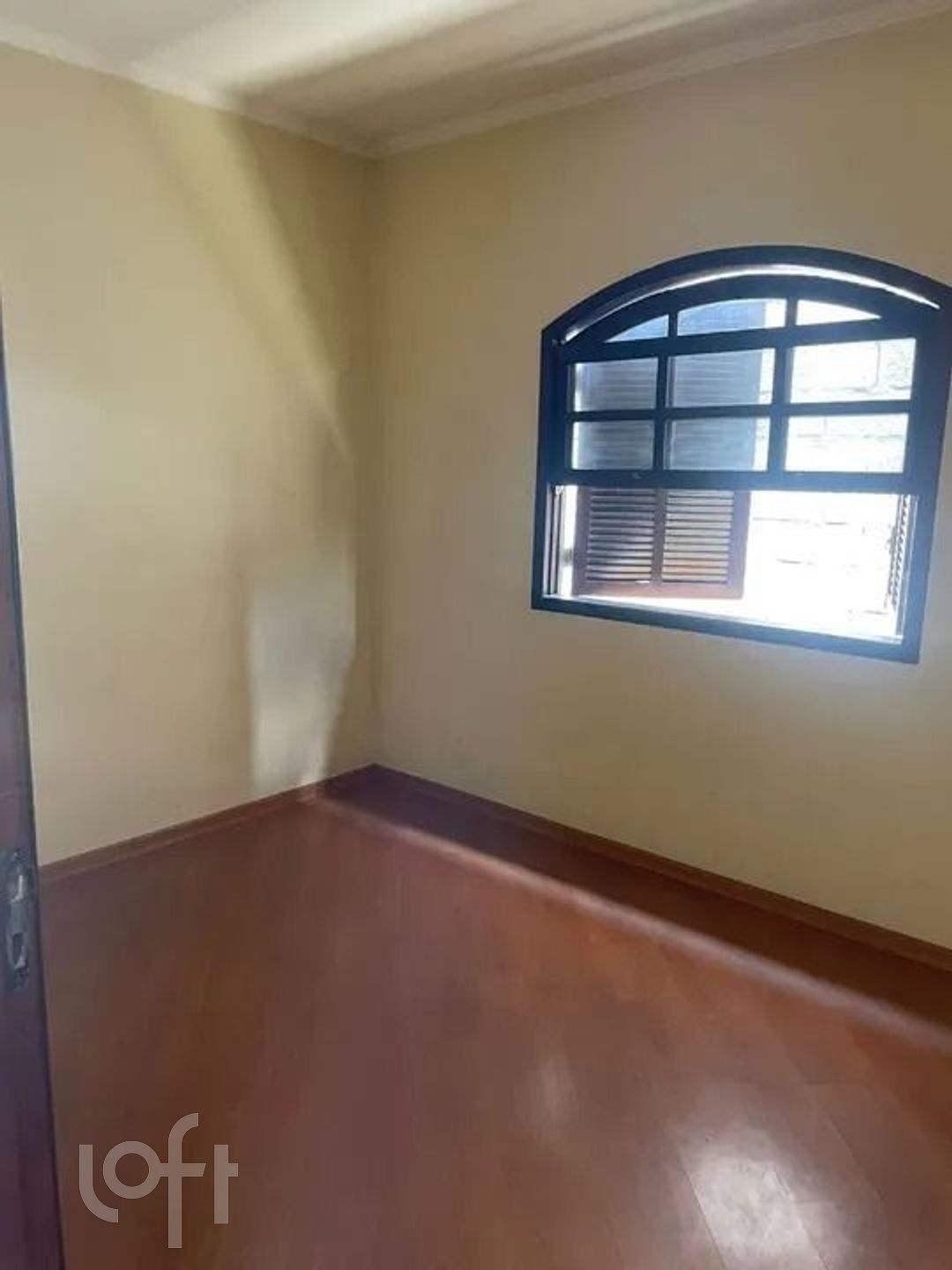 Casa à venda com 4 quartos, 250m² - Foto 4