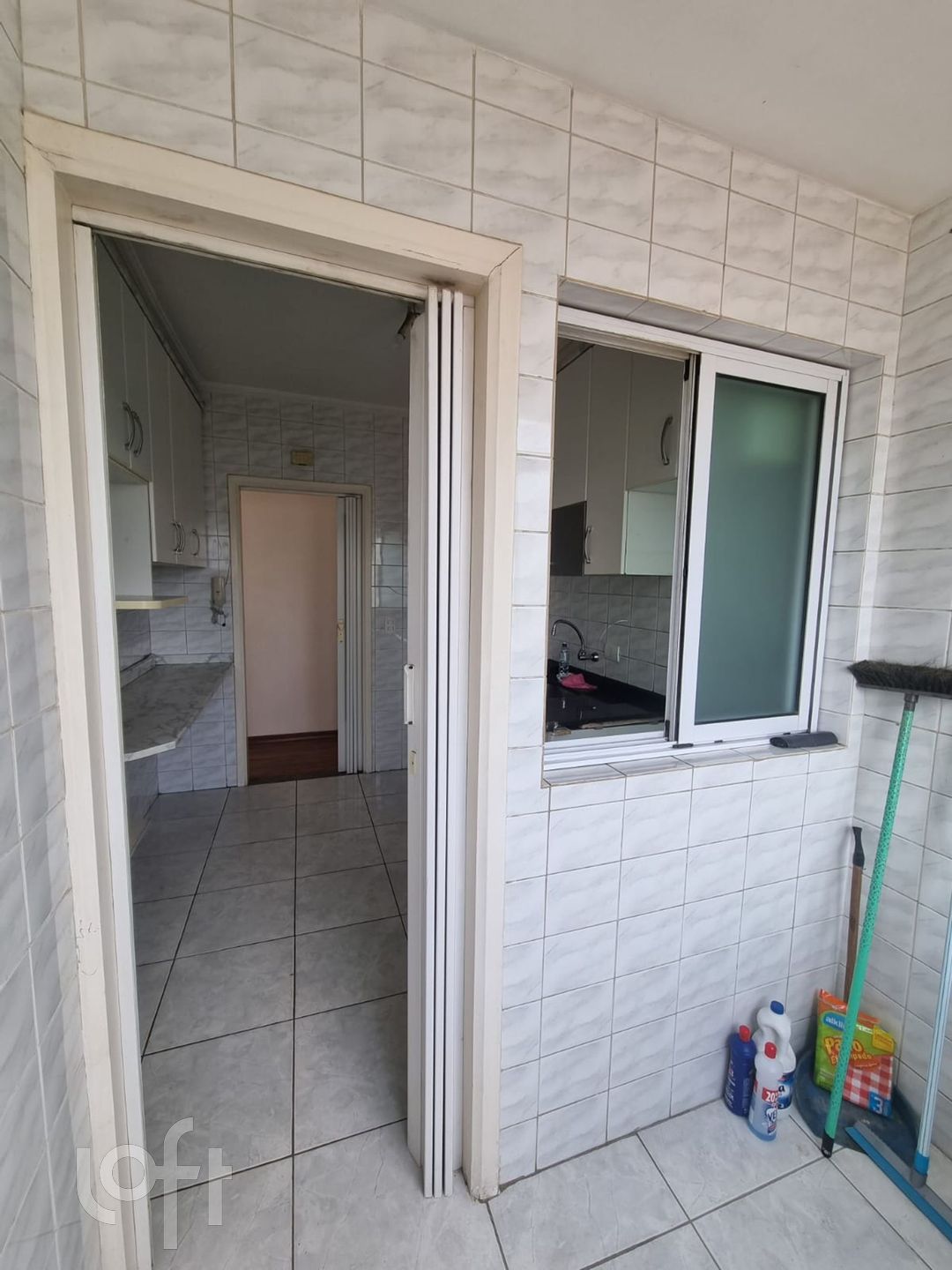 Apartamento à venda com 2 quartos, 61m² - Foto 9