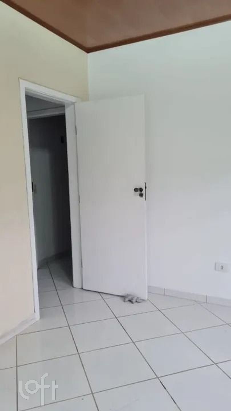 Casa à venda com 3 quartos, 130m² - Foto 3