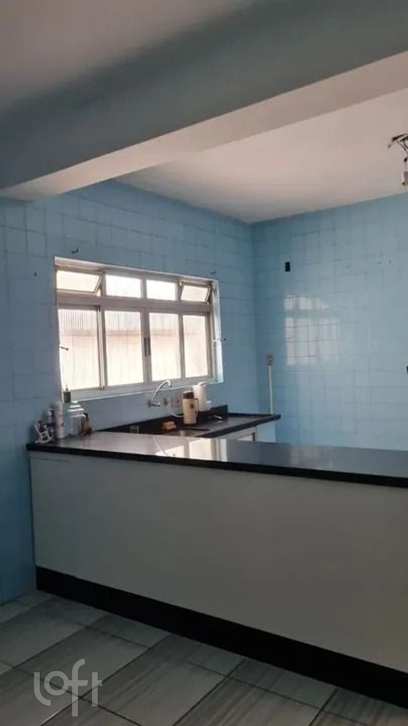 Casa à venda com 3 quartos, 130m² - Foto 1