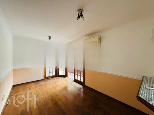 Apartamento com 75m², 2 dormitórios, 1 suíte, 1 vaga, Petrópolis em Porto Alegre