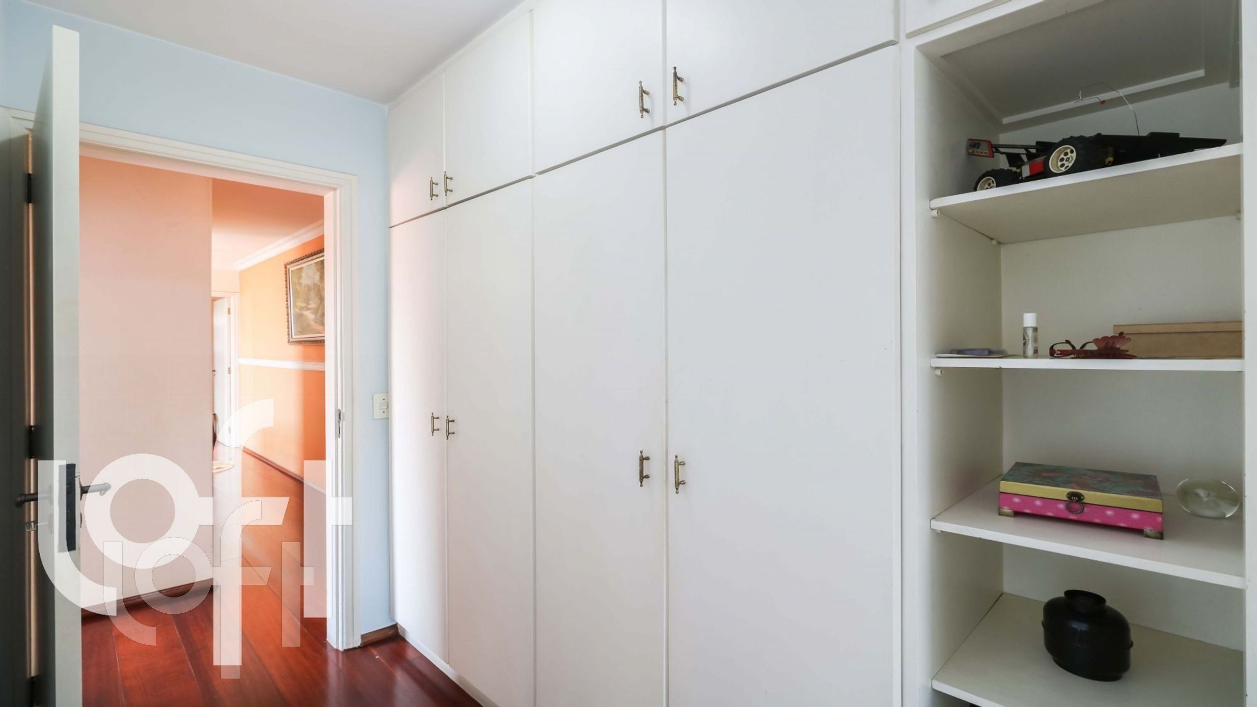 Apartamento à venda com 4 quartos, 180m² - Foto 5