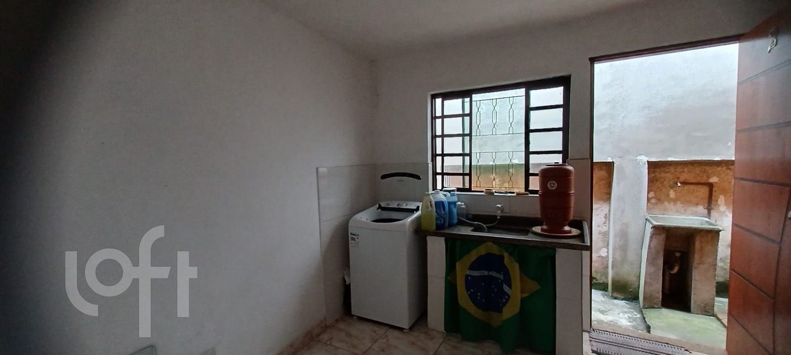 Casa à venda com 3 quartos, 90m² - Foto 3