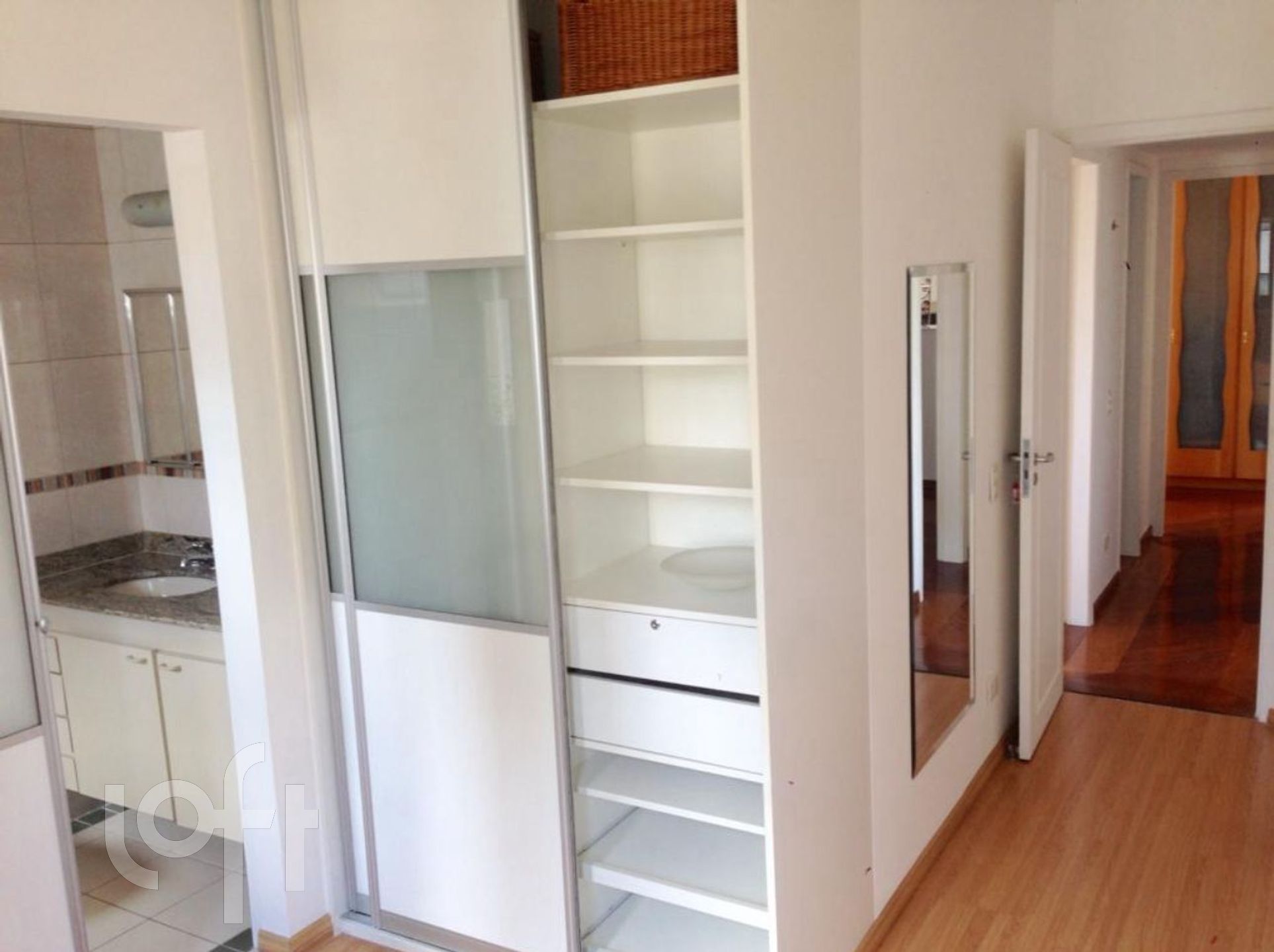 Apartamento à venda com 3 quartos, 80m² - Foto 3
