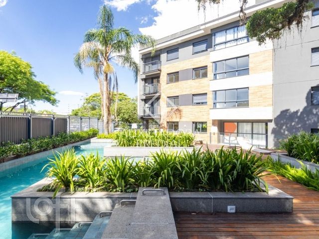 Apartamento com 113m², 3 dormitórios, 1 suíte, 2 vagas, Três Figueiras em Porto Alegre