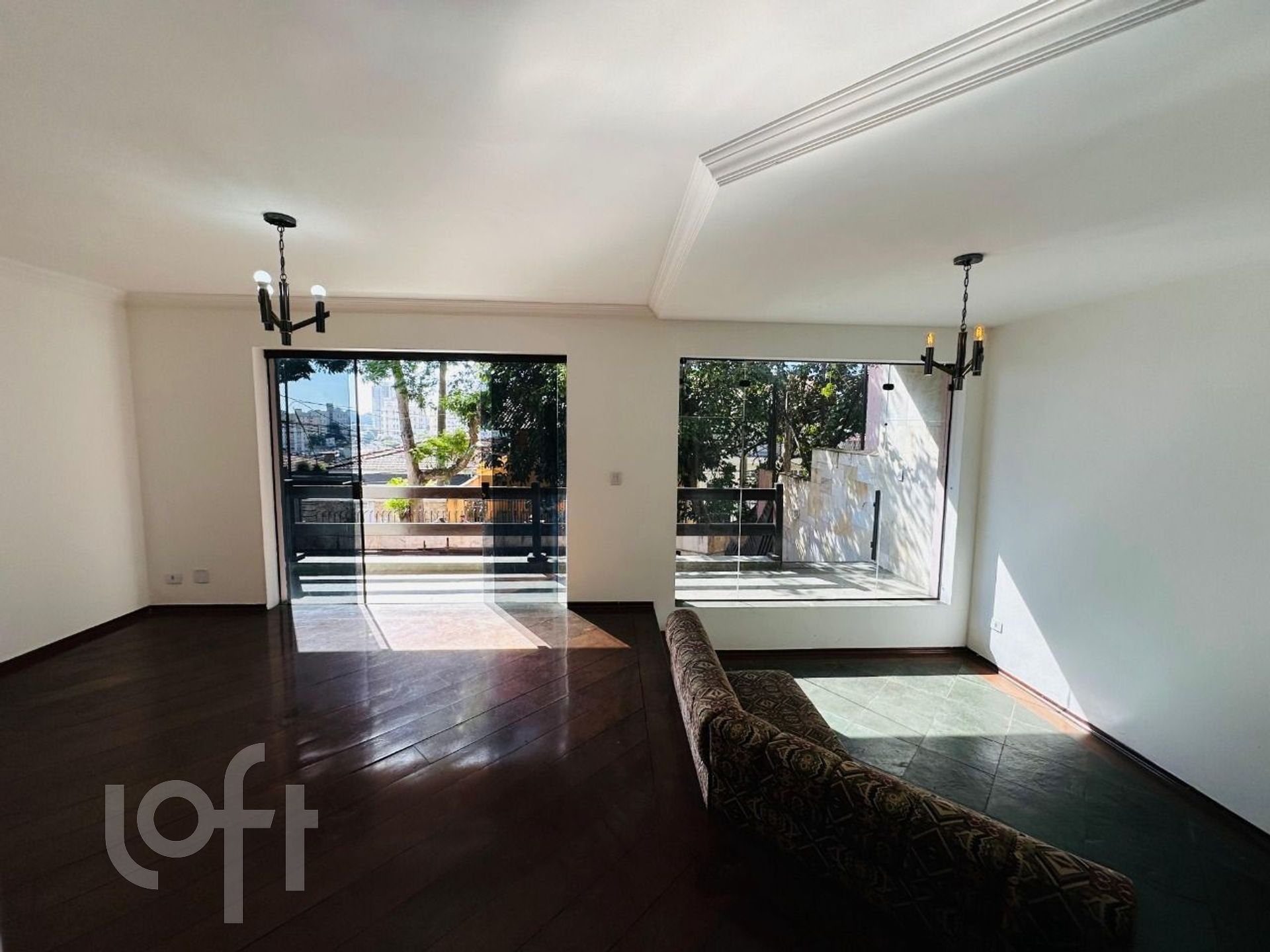 Casa à venda em Vila Sônia com 340 m², 3 quartos, 1 suíte, 8 vagas