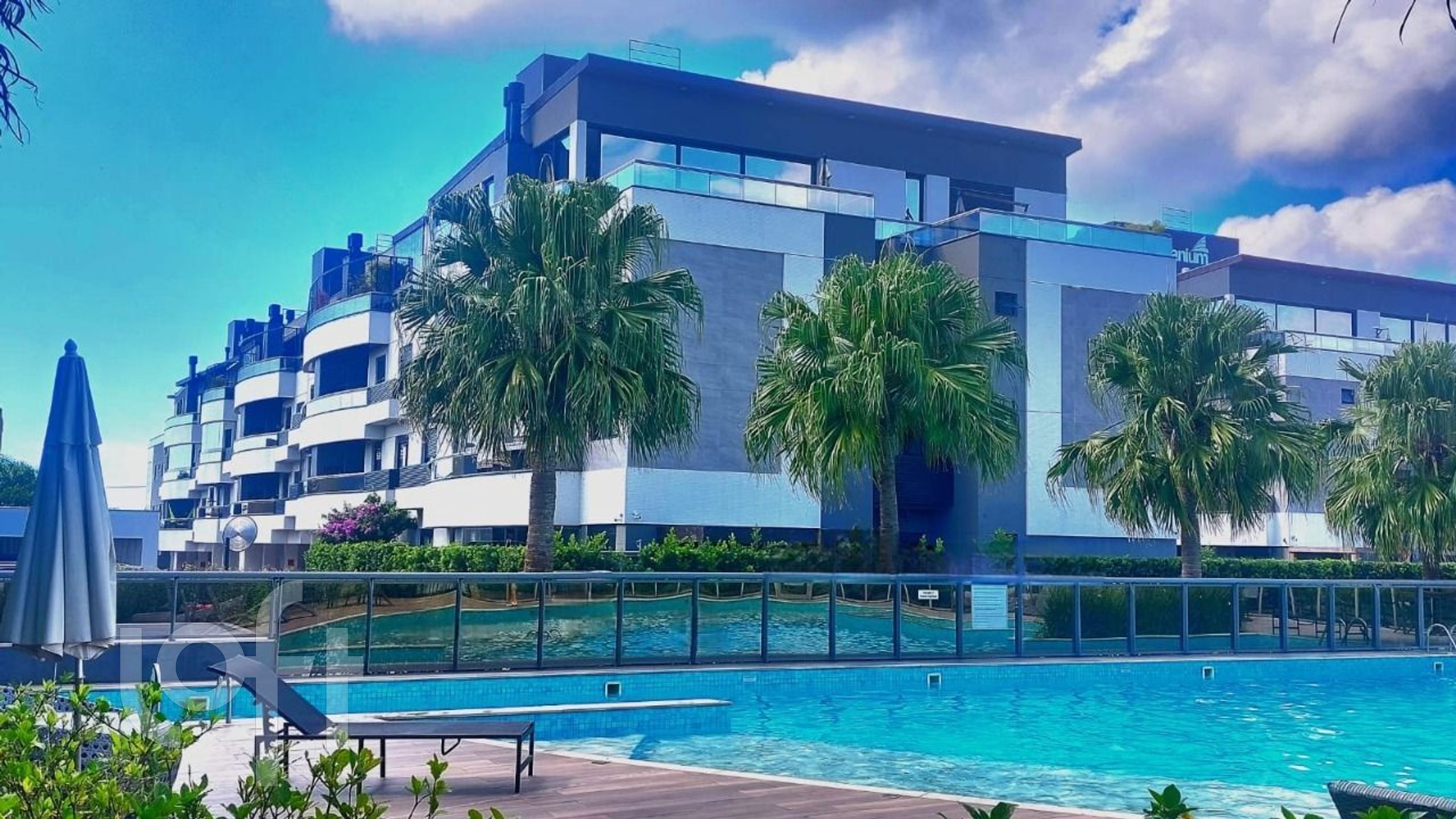 Cobertura com 340,37 à venda, entre Campeche Norte e Rio Tavares em Florianópolis SC