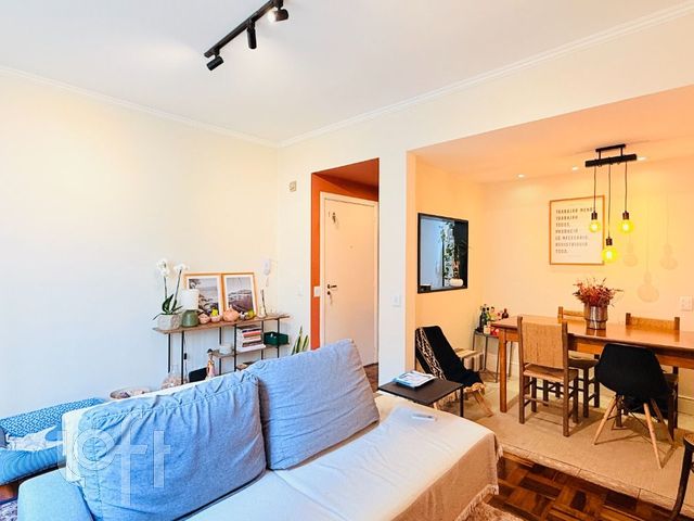 Apartamento com 79m², 2 dormitórios, 1 vaga, Independência em Porto Alegre