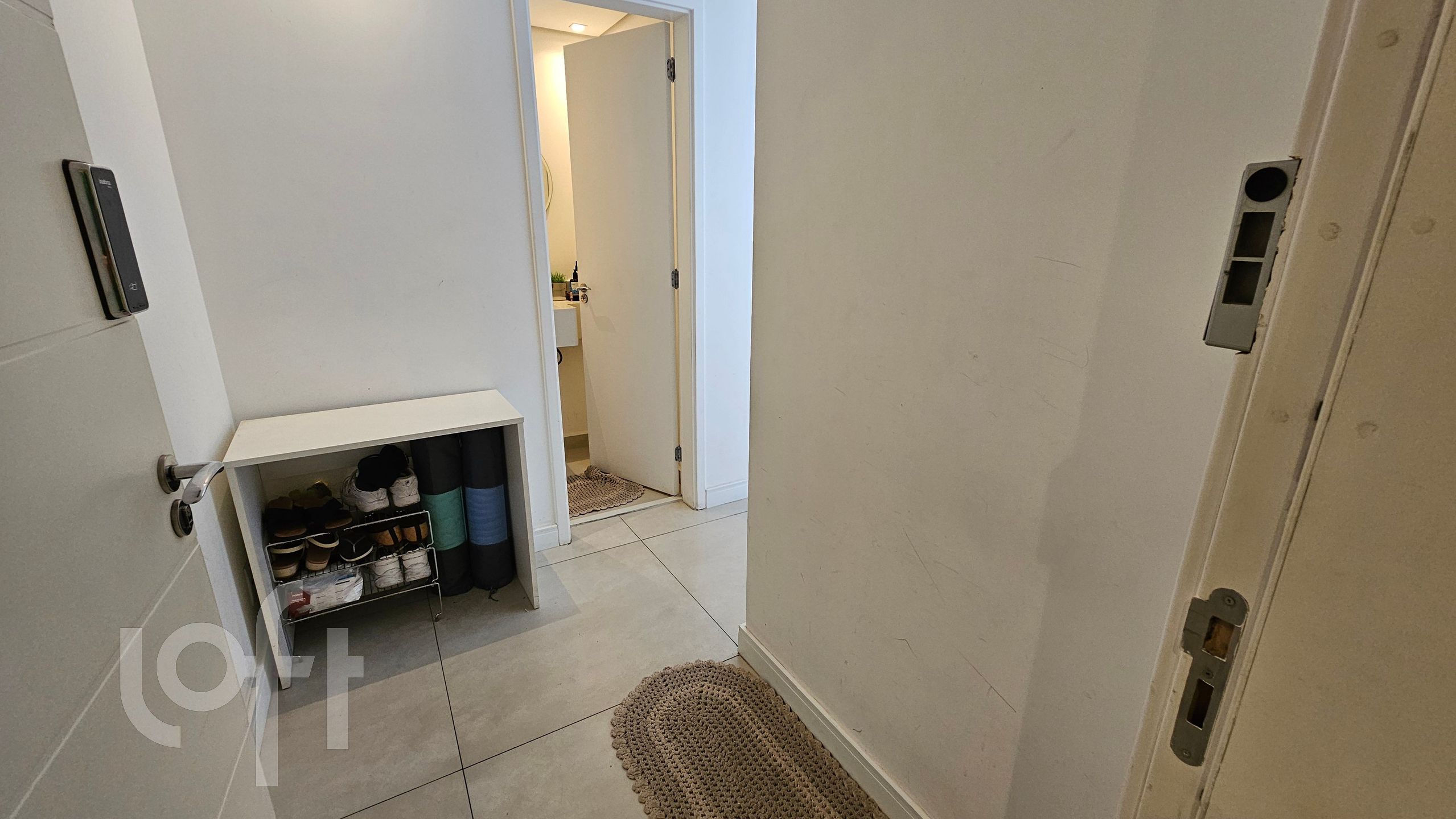 Apartamento à venda com 3 quartos, 100m² - Foto 3