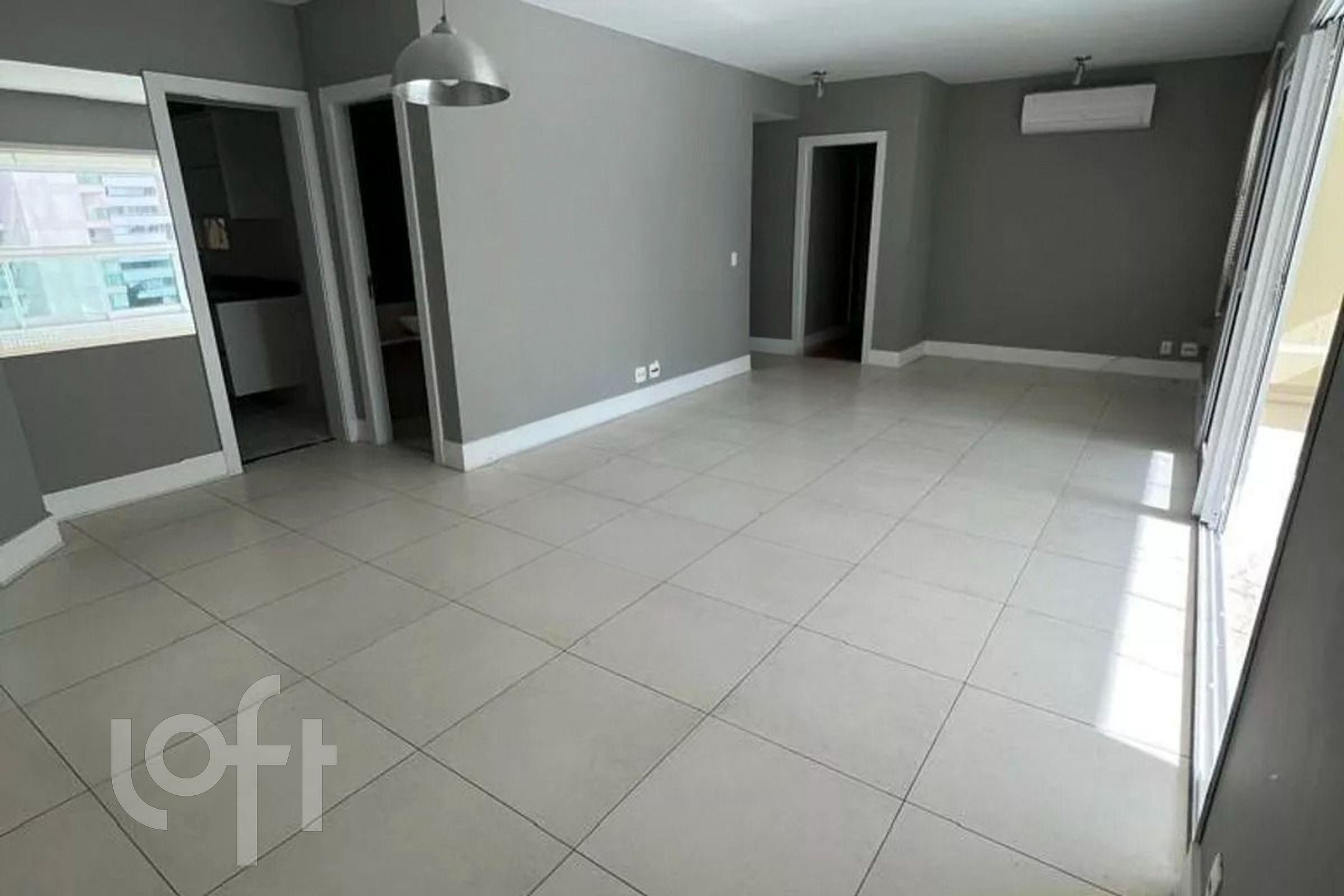 Apartamento à venda com 3 quartos, 125m² - Foto 3