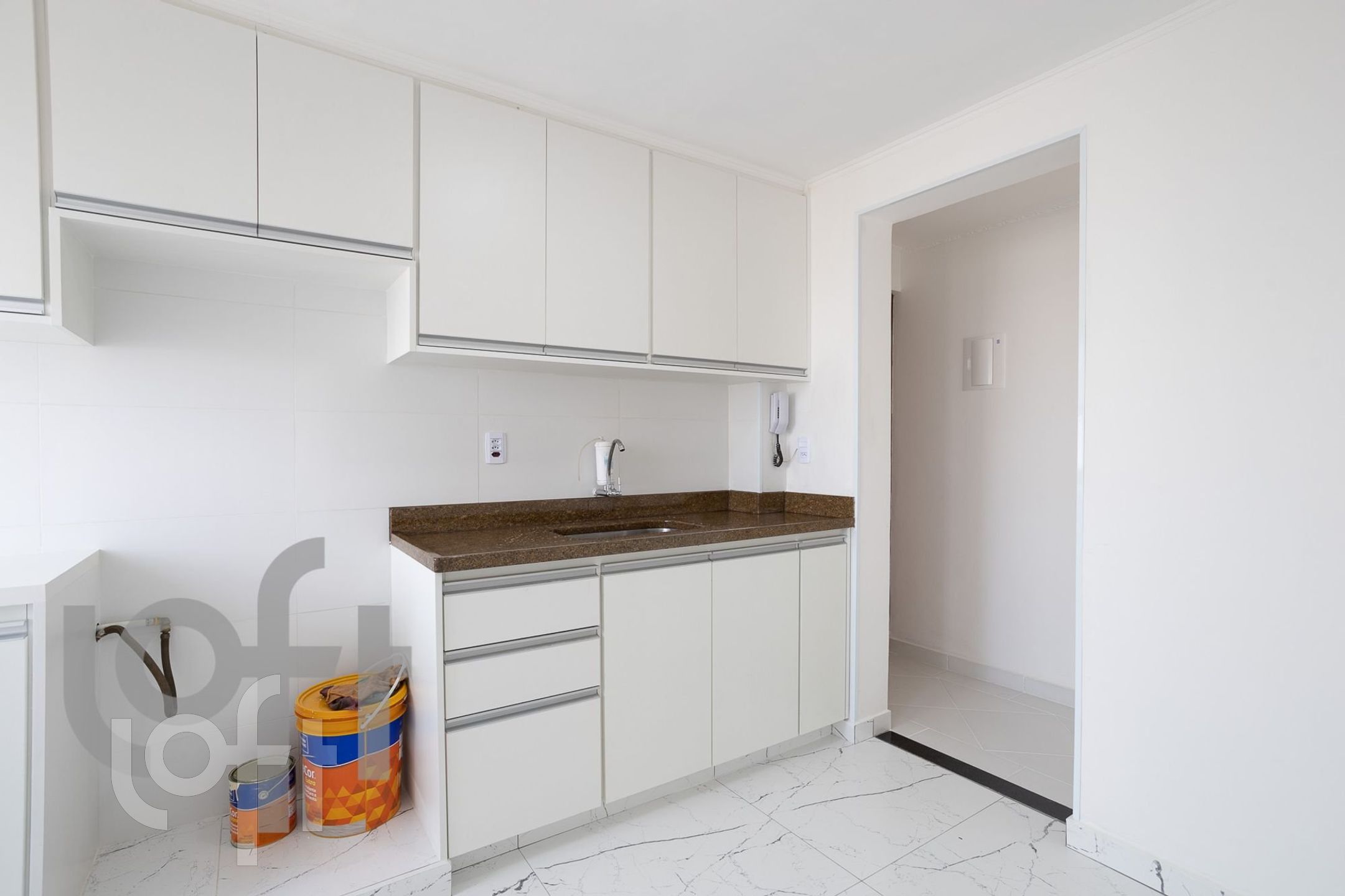 Apartamento à venda com 2 quartos, 75m² - Foto 18