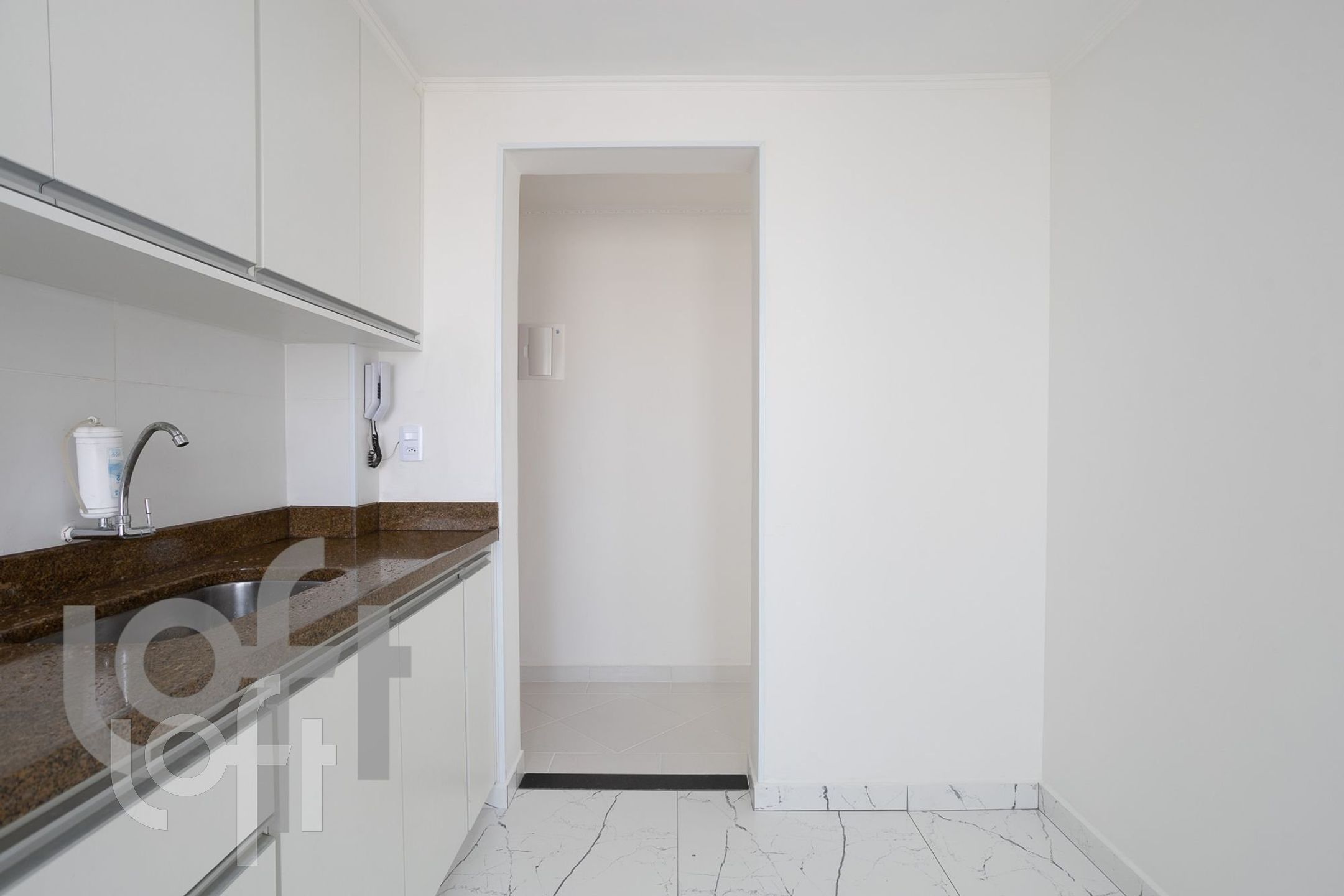 Apartamento à venda com 2 quartos, 75m² - Foto 19