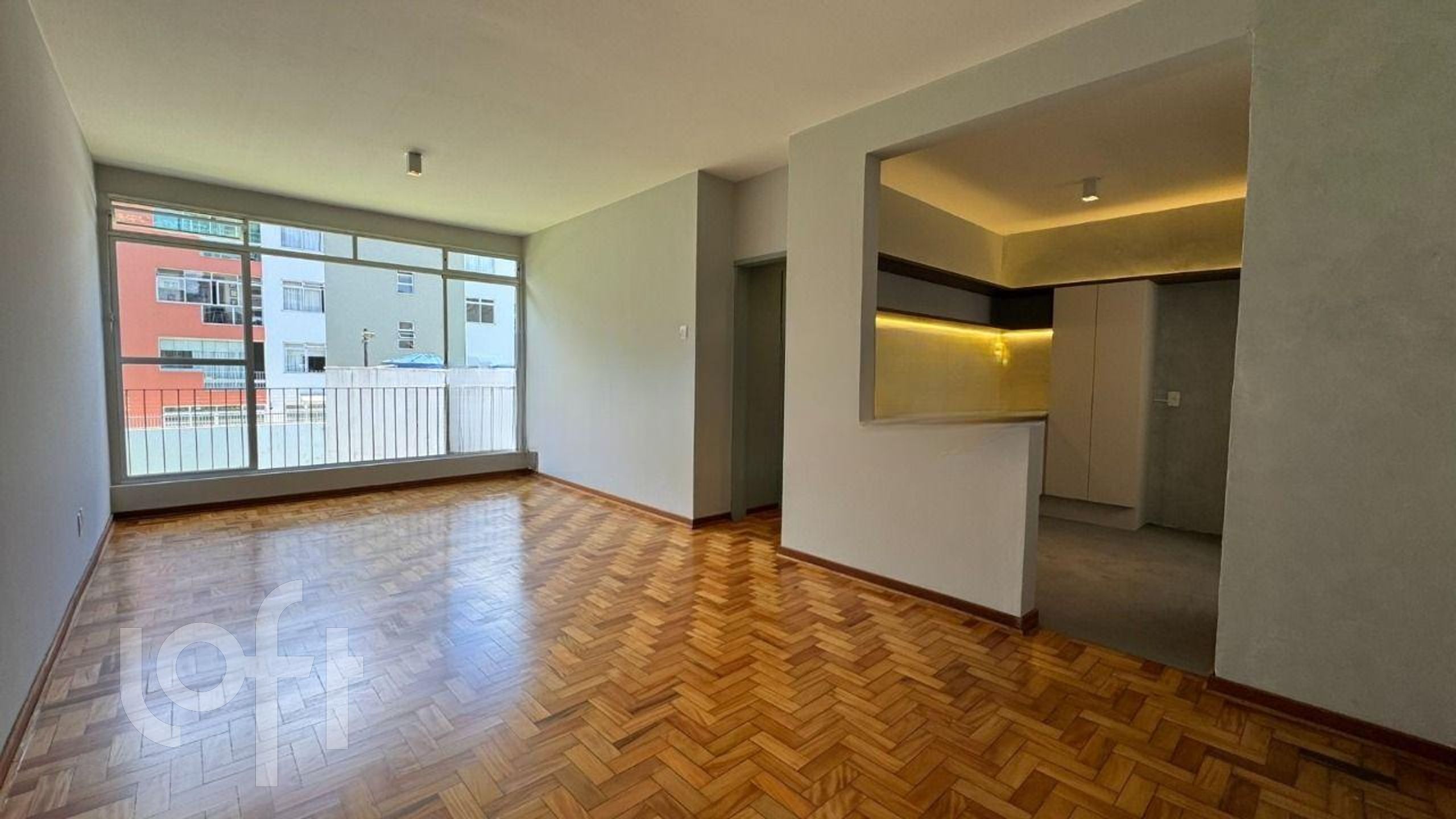 Apartamentos com 69m², 2 quartos, 1 garagem, no bairro Coqueiros em Florianópolis