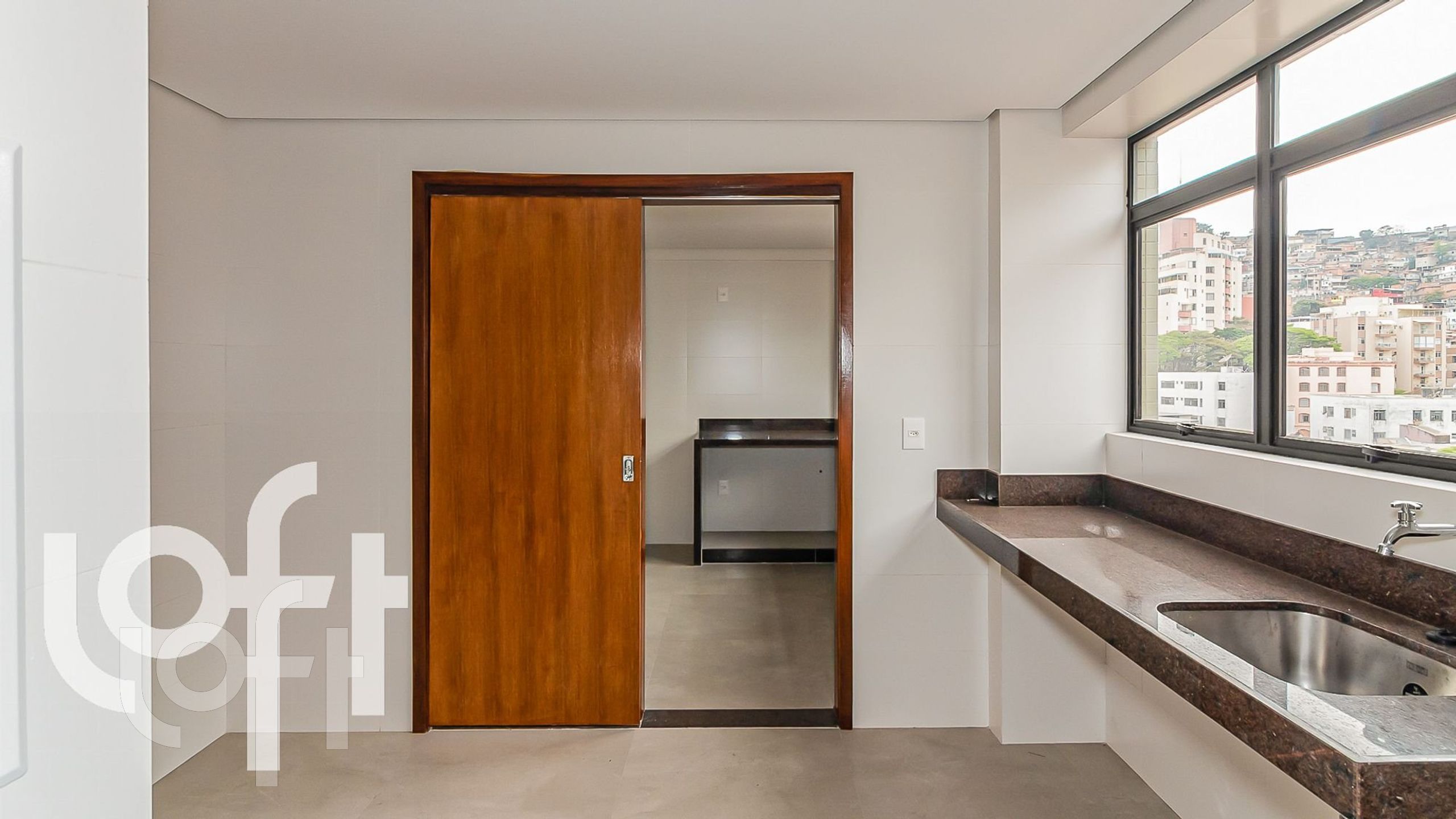 Apartamento à venda com 4 quartos, 135m² - Foto 18