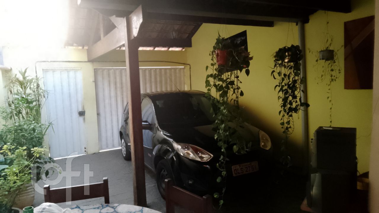 Casa à venda com 2 quartos, 100m² - Foto 14