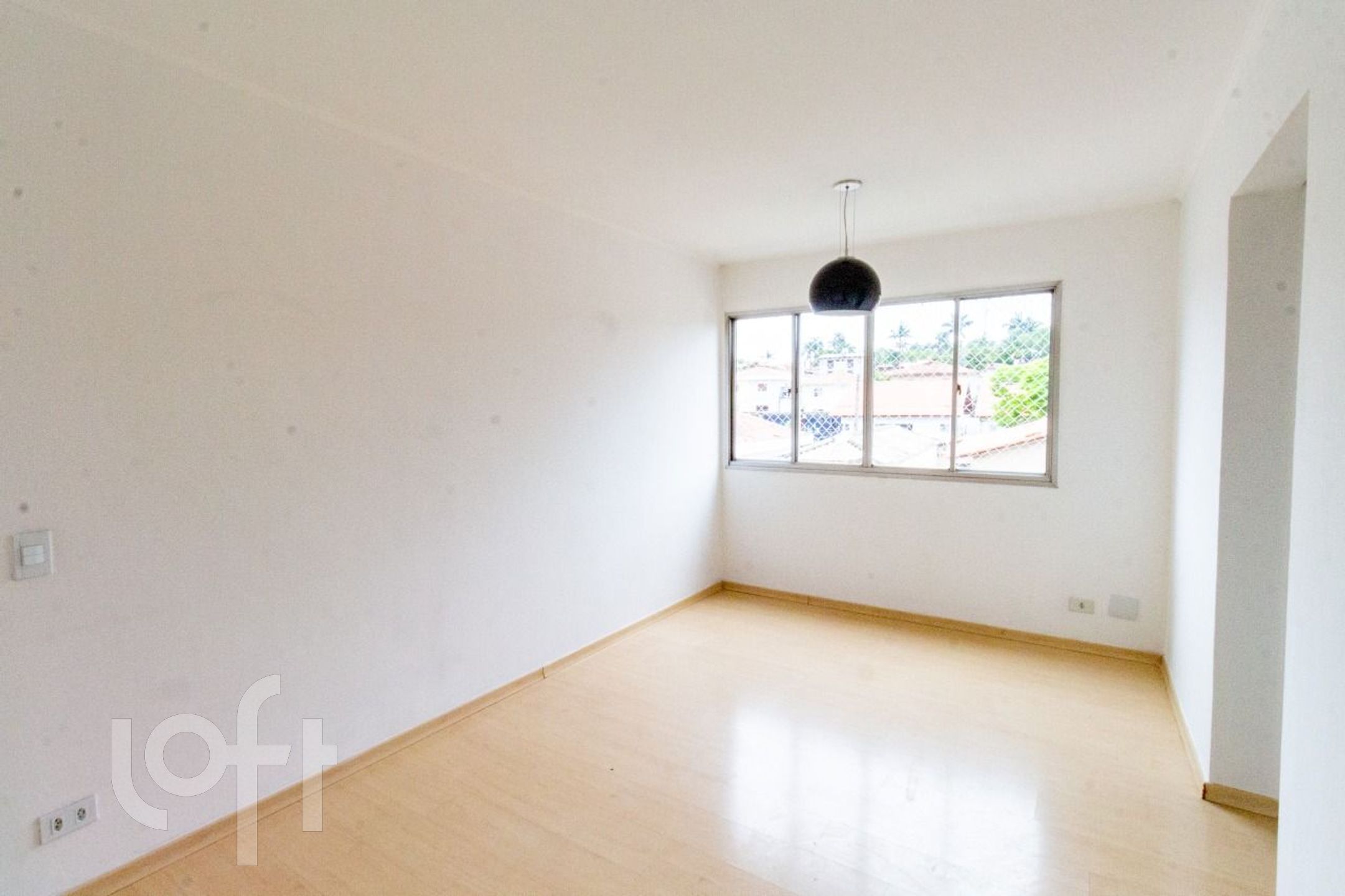 Apartamento à venda com 2 quartos, 63m² - Foto 1