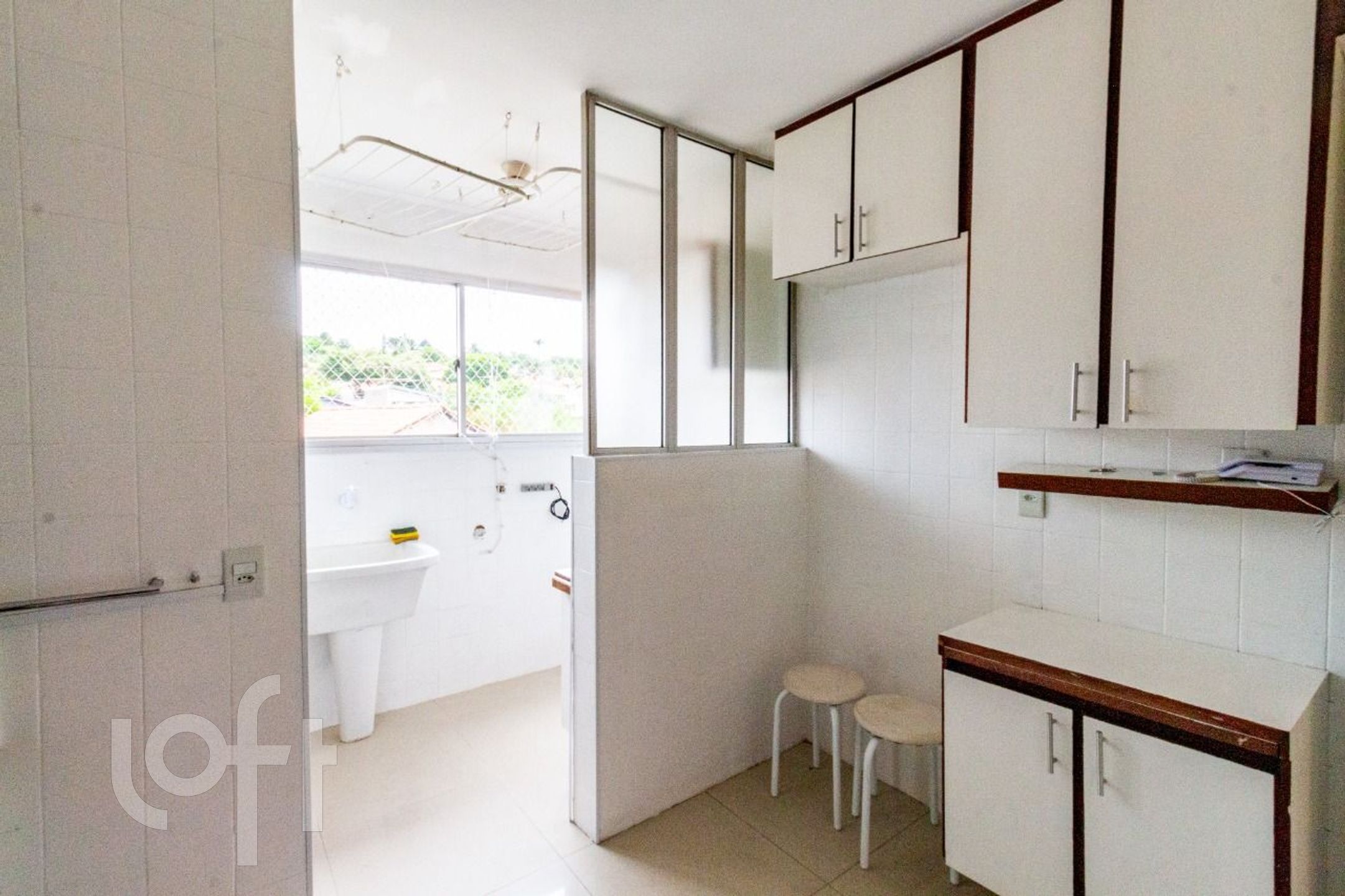 Apartamento à venda com 2 quartos, 63m² - Foto 8