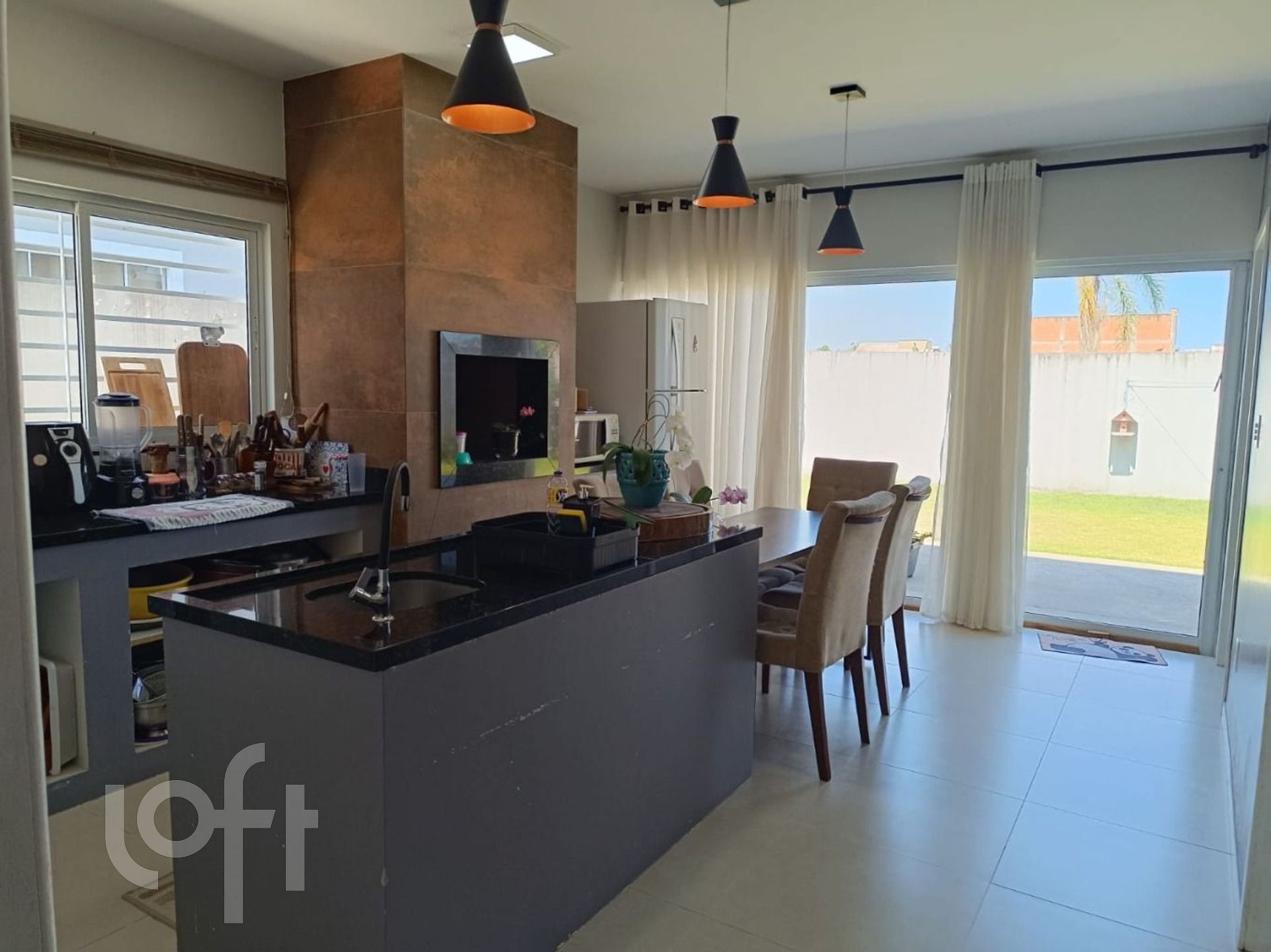 Casa Residencial com 107m², 3 quartos, 1 suíte, no bairro Aririu da Formiga em Palhoça