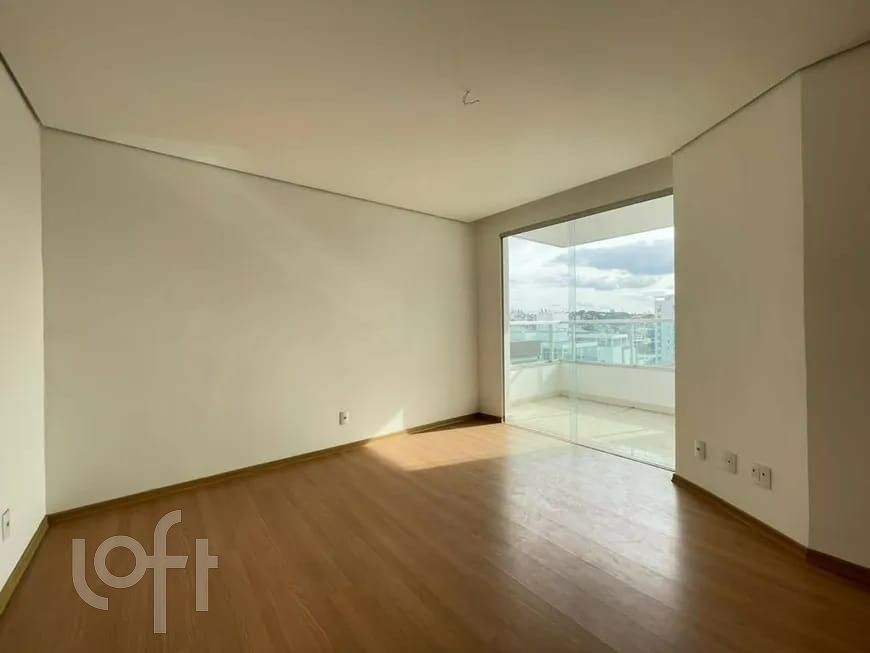 Apartamento à venda com 4 quartos, 194m² - Foto 8