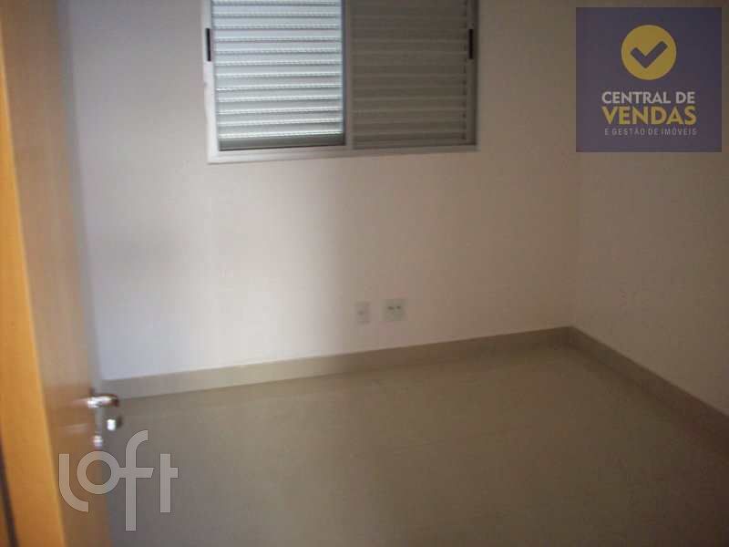 Apartamento à venda com 4 quartos, 194m² - Foto 8