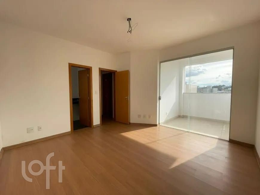 Apartamento à venda com 4 quartos, 194m² - Foto 1