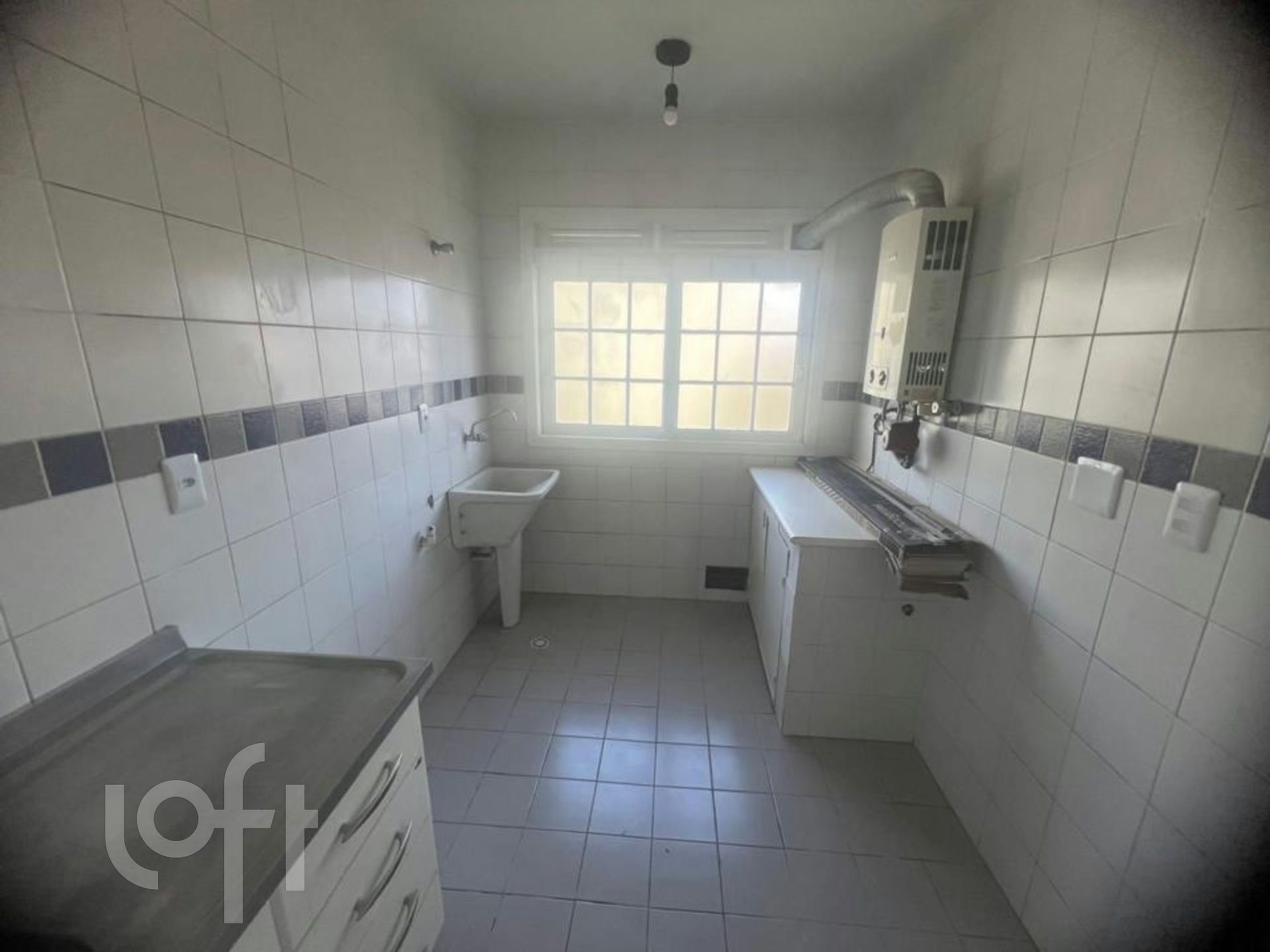 Apartamento com 68m², 2 dormitórios, 1 vaga, Cidade Baixa em Porto Alegre