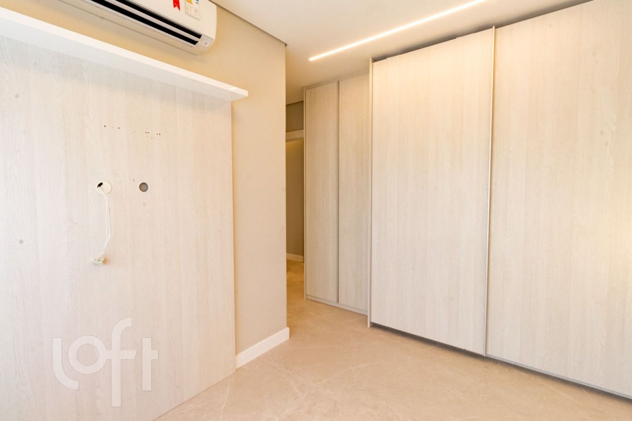 Apartamento à venda com 2 quartos, 77m² - Foto 13