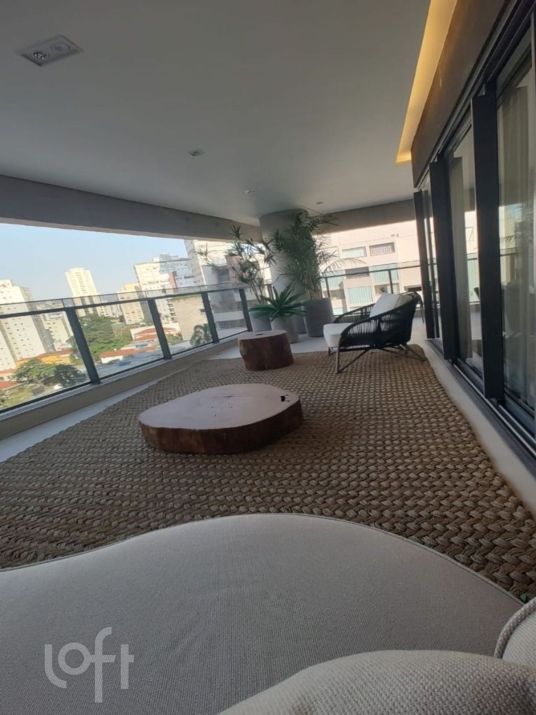 Apartamento à venda com 4 quartos, 195m² - Foto 3