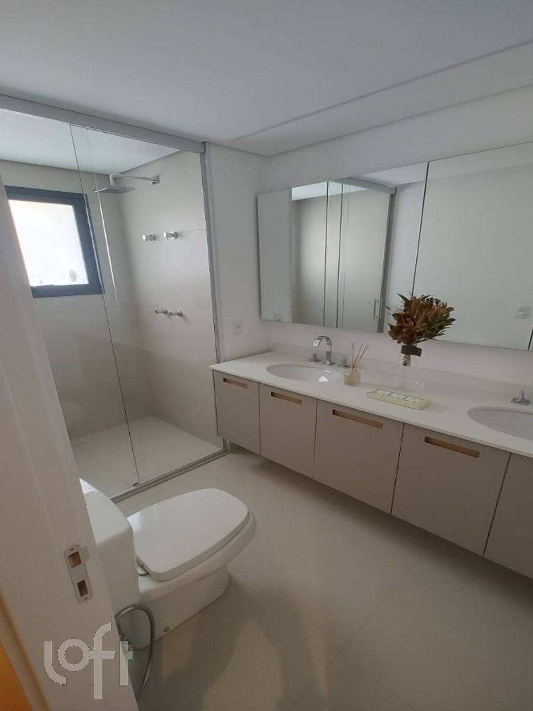 Apartamento à venda com 4 quartos, 195m² - Foto 23