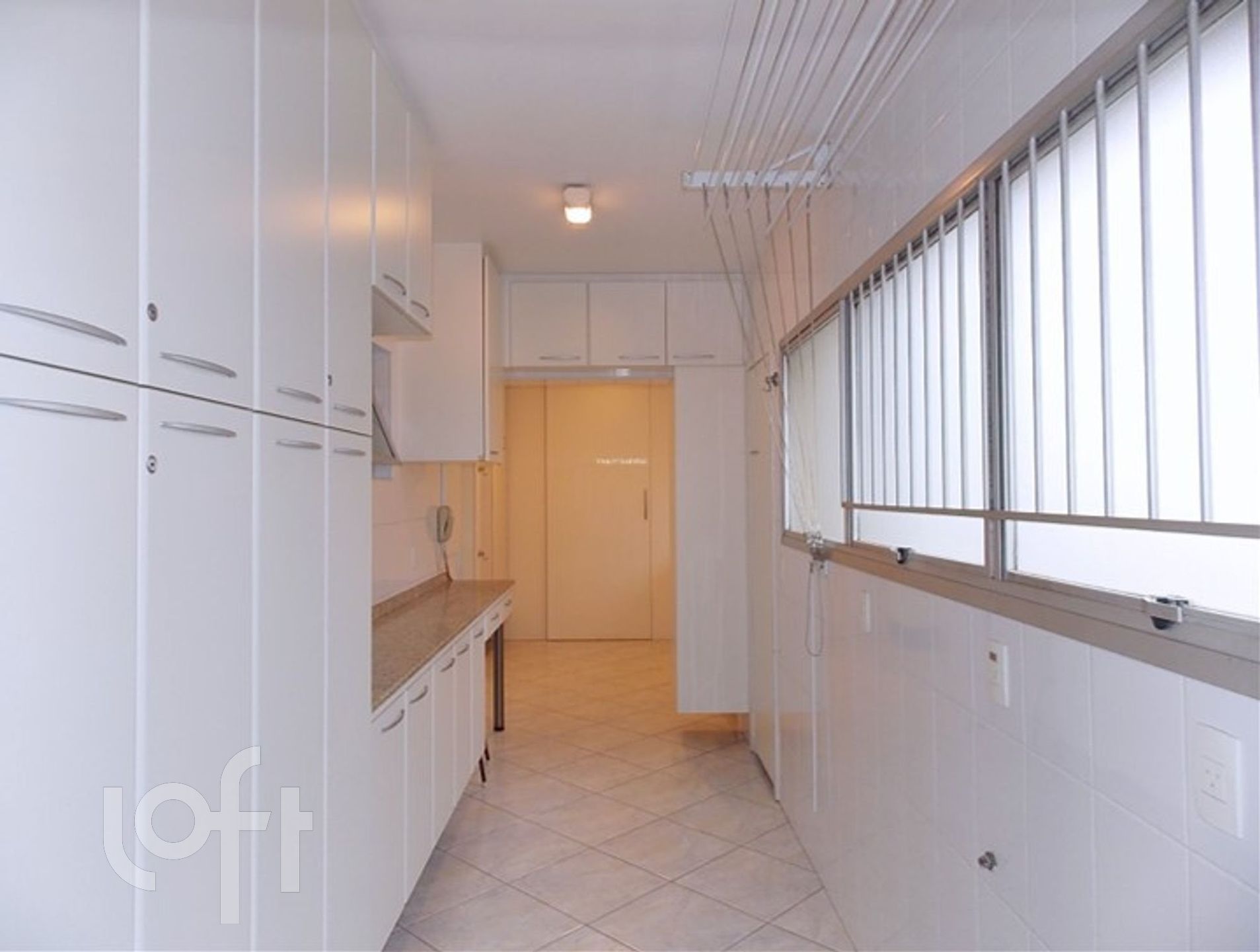 Apartamento à venda com 4 quartos, 240m² - Foto 14