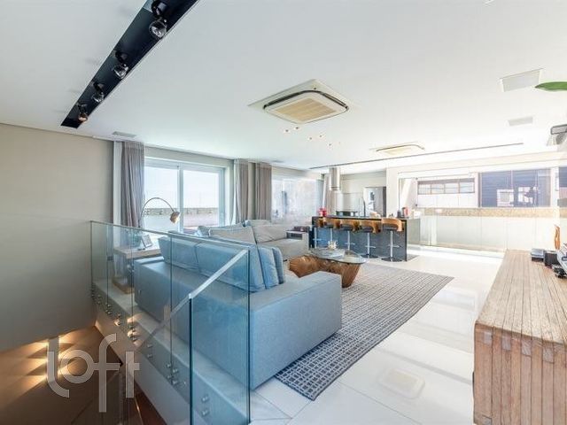 Apartamento com 500m², 4 dormitórios, 4 suítes, 3 vagas, Moinhos de Vento em Porto Alegre