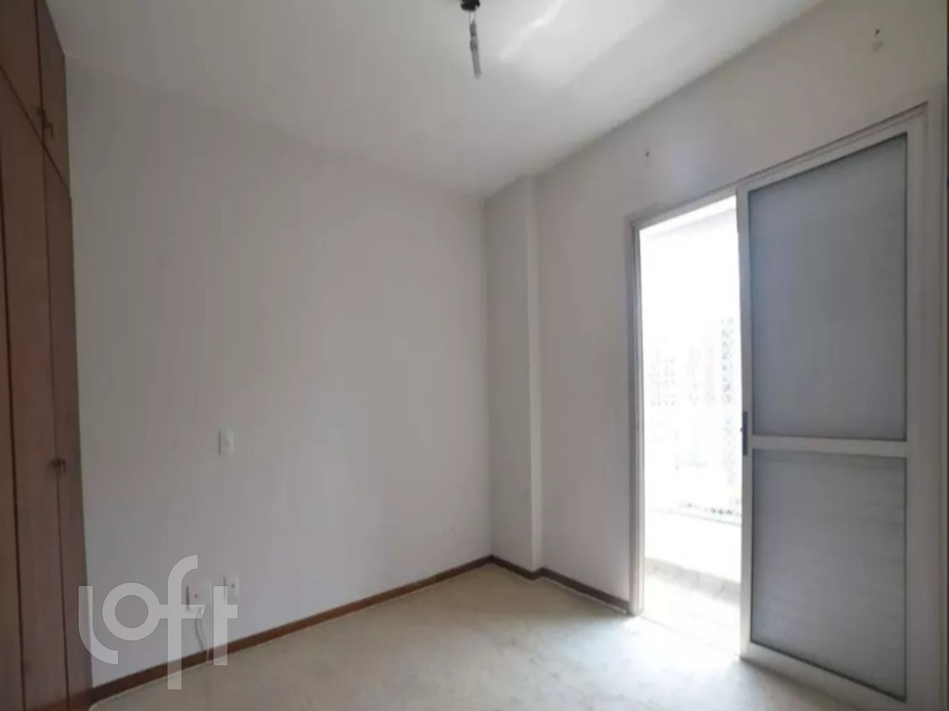 Apartamento à venda com 3 quartos, 111m² - Foto 9