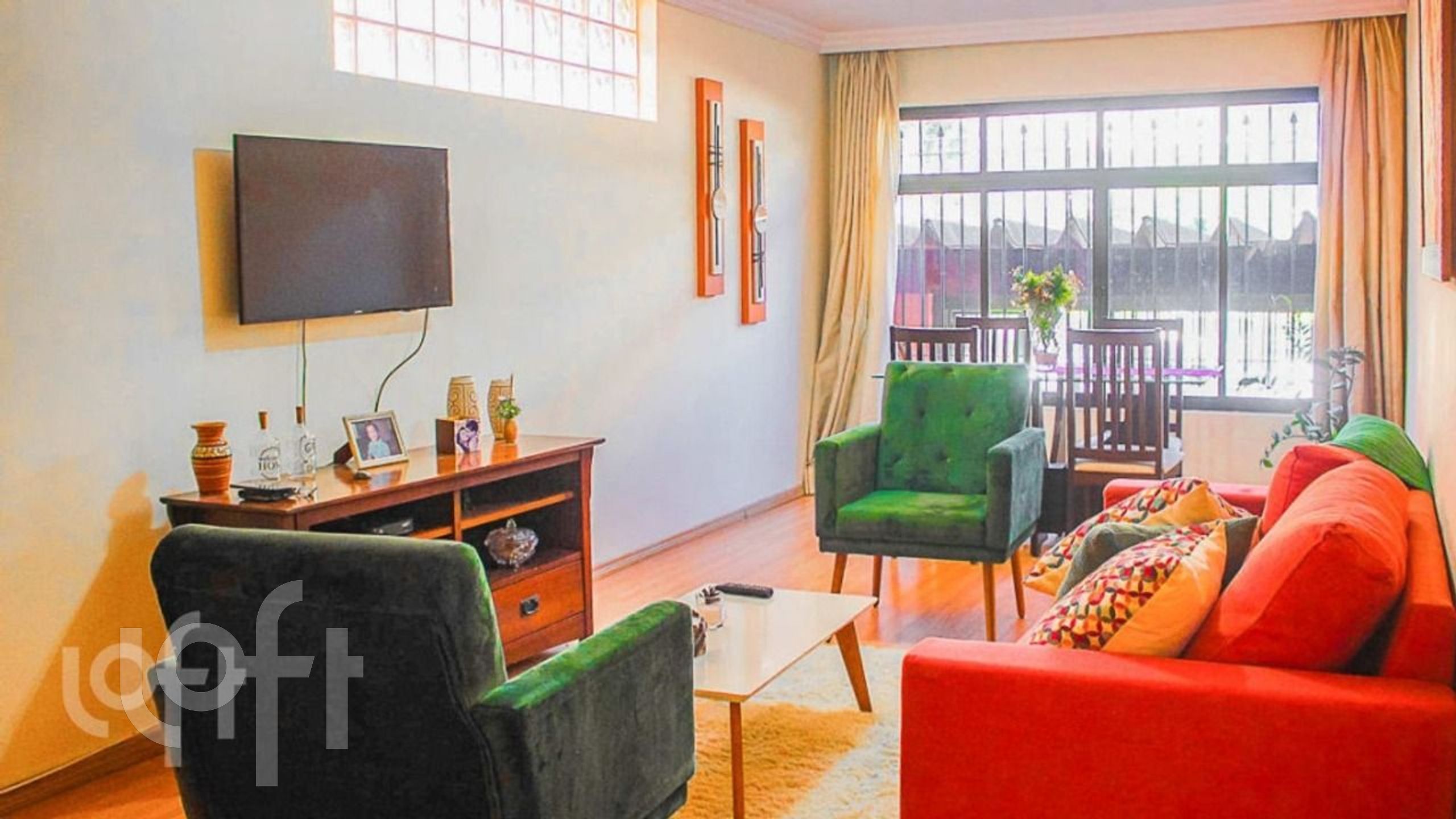 Casa à venda em Saúde com 180 m², 2 quartos, 2 vag