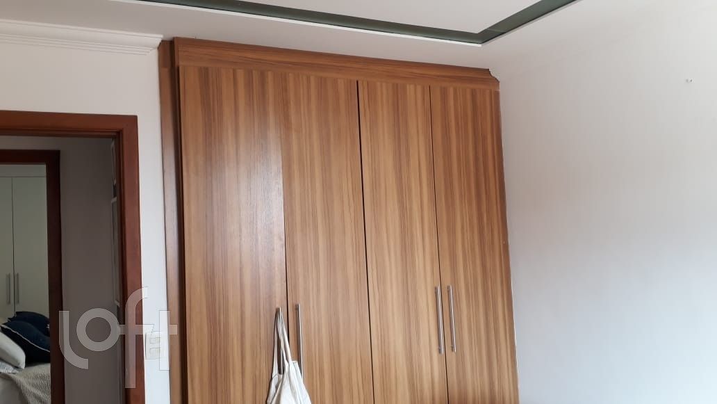 Apartamento à venda com 3 quartos, 107m² - Foto 11