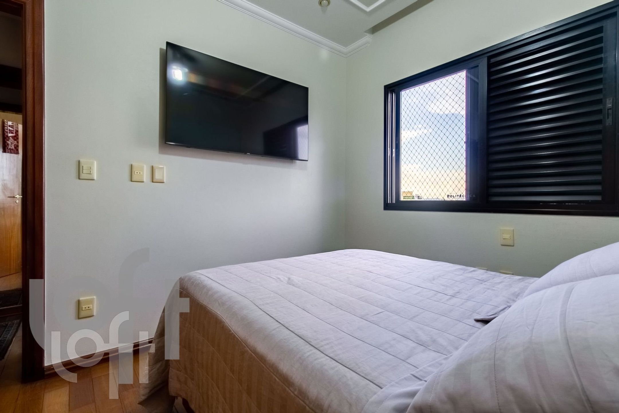 Apartamento à venda com 4 quartos, 223m² - Foto 8