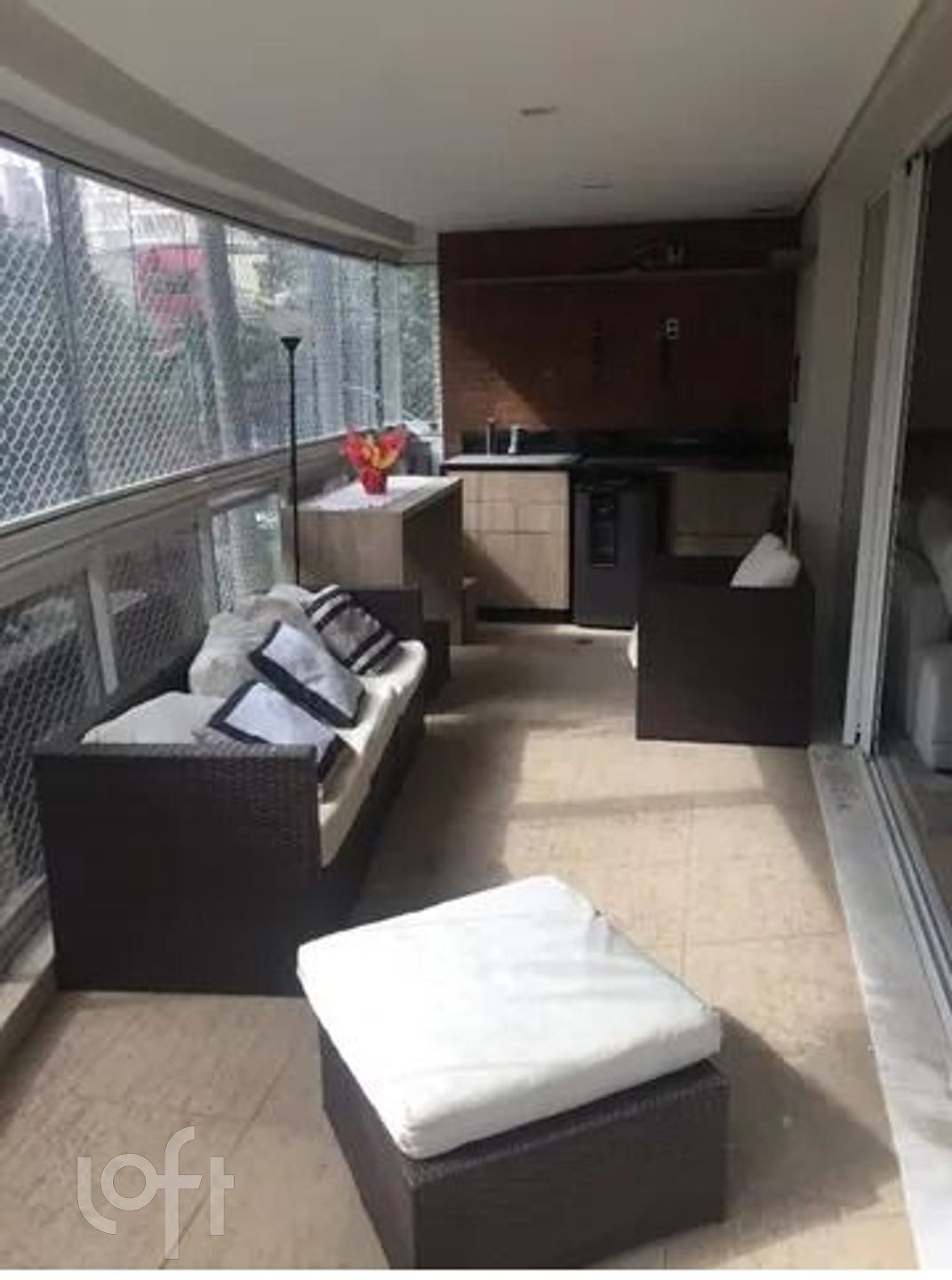 Apartamento à venda com 3 quartos, 169m² - Foto 2