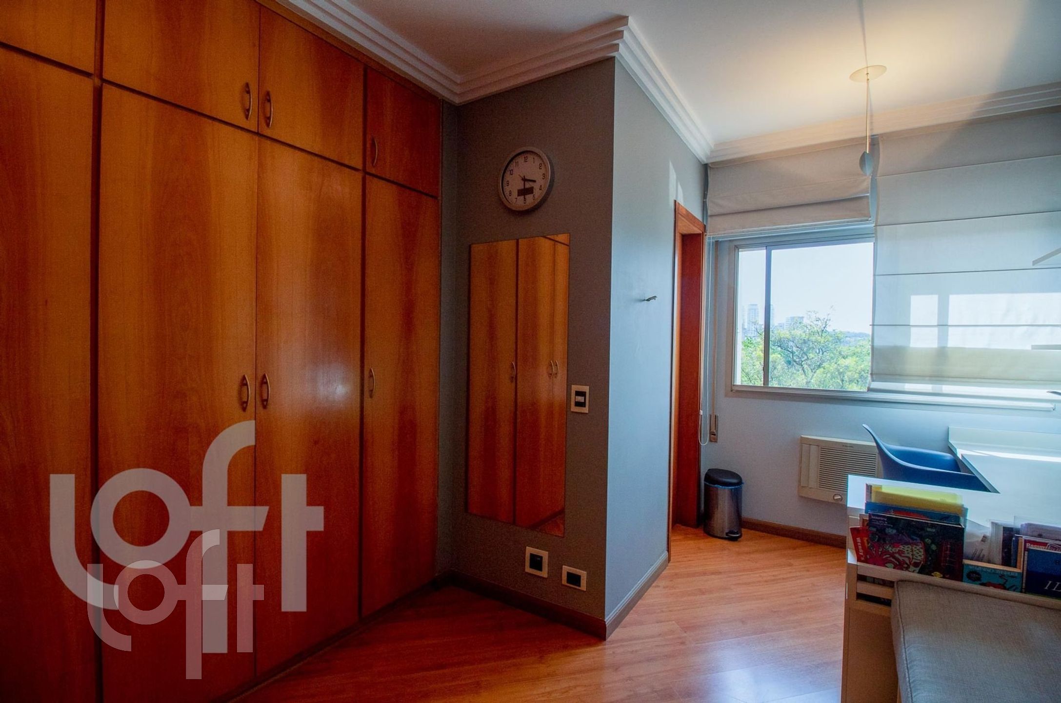 Apartamento à venda com 4 quartos, 222m² - Foto 15