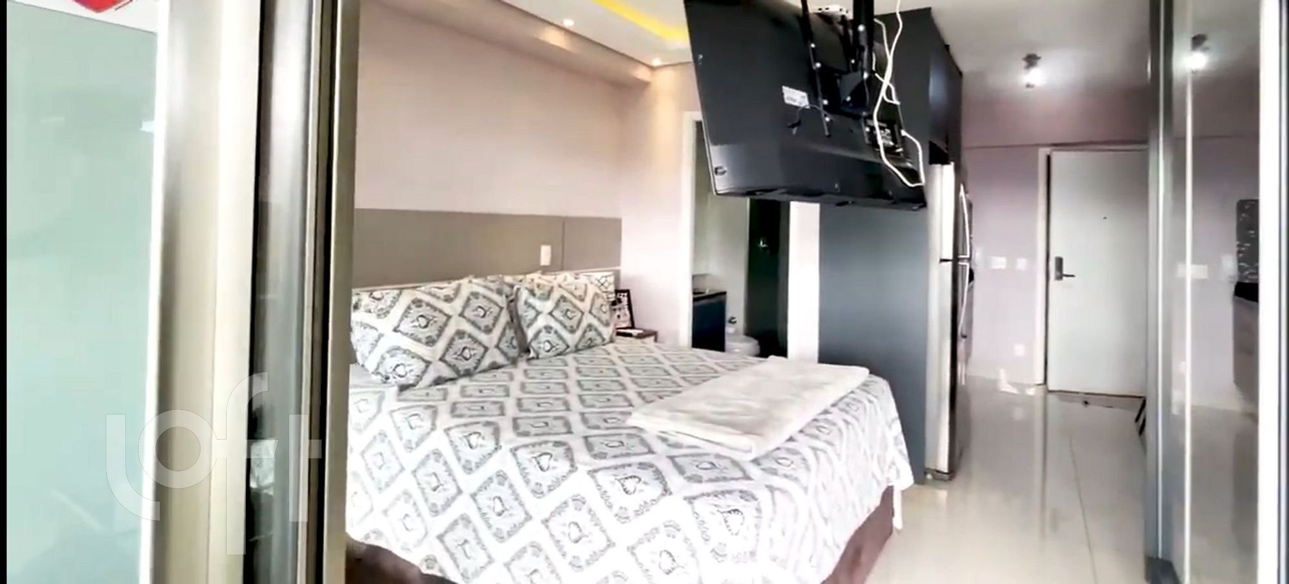 Apartamento, 1 quarto, 29 m² - Foto 2