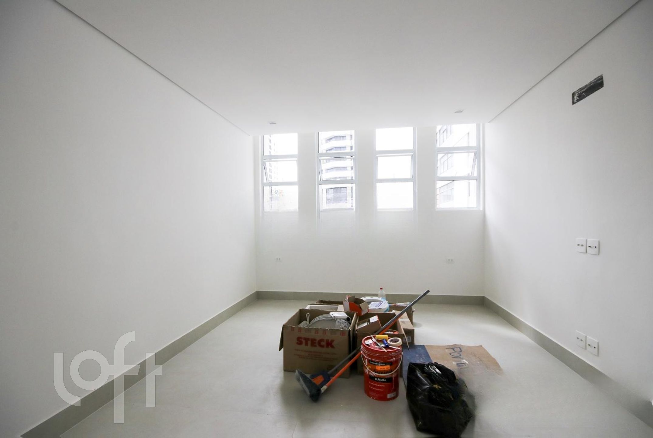 Apartamento à venda com 4 quartos, 382m² - Foto 4