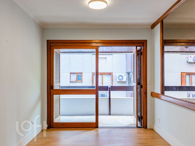 Apartamento com 227m², 3 dormitórios, 1 suíte, 3 vagas, Bela Vista em Porto Alegre